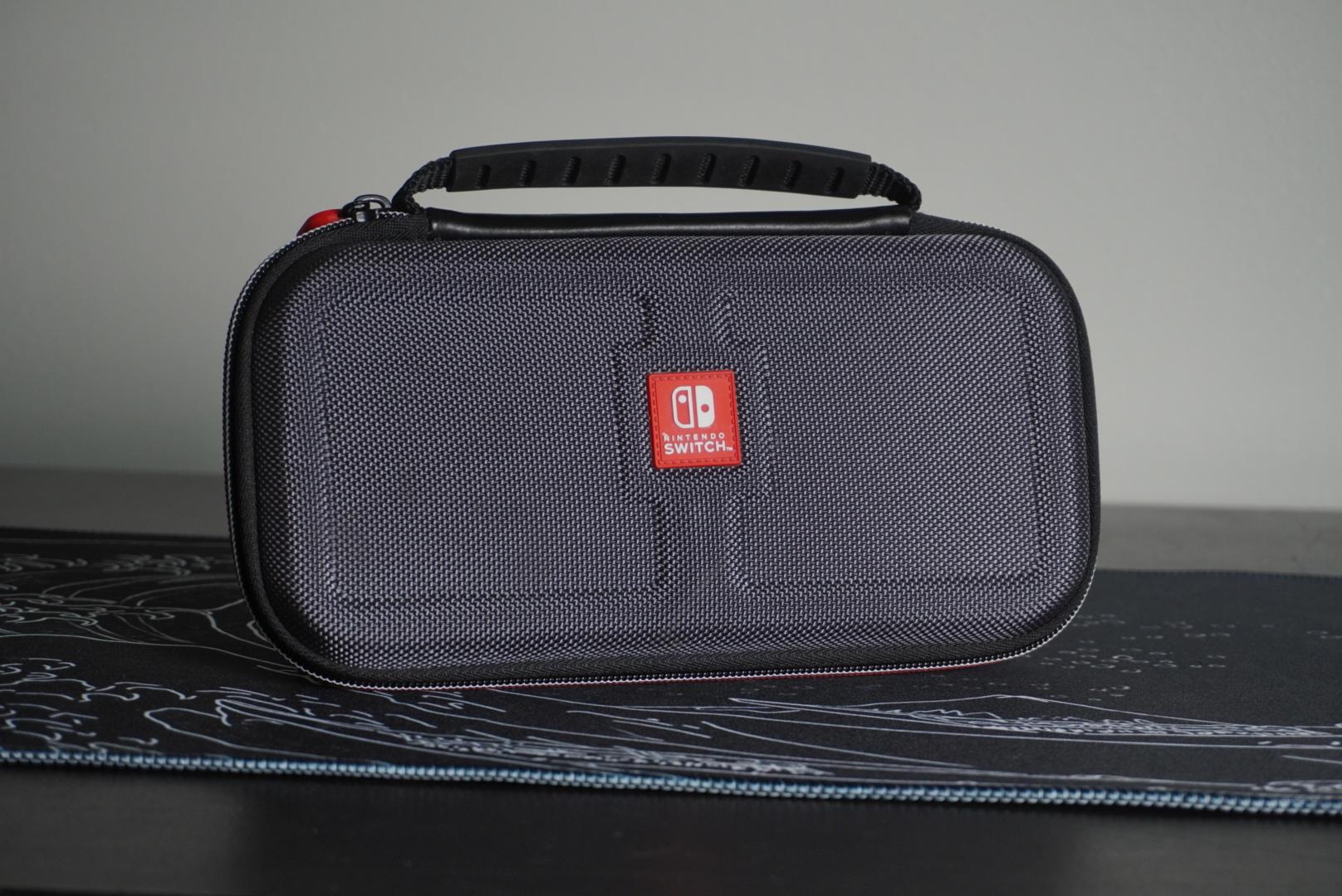 Switch Lite Grey + Case