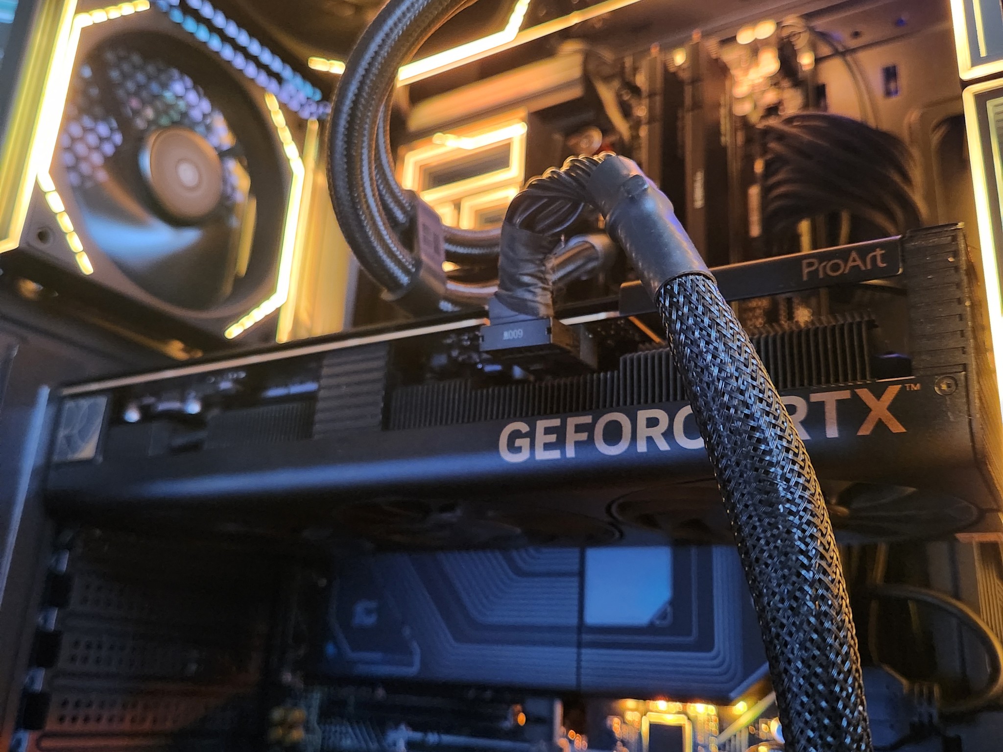 ✨AURUM✨ RTX 4070 TI SUPER 16GB | RYZEN 7 7800X3D | 32GB DDR5 6000MTs | 2 TB NVME | 1100W | WIFI & BT