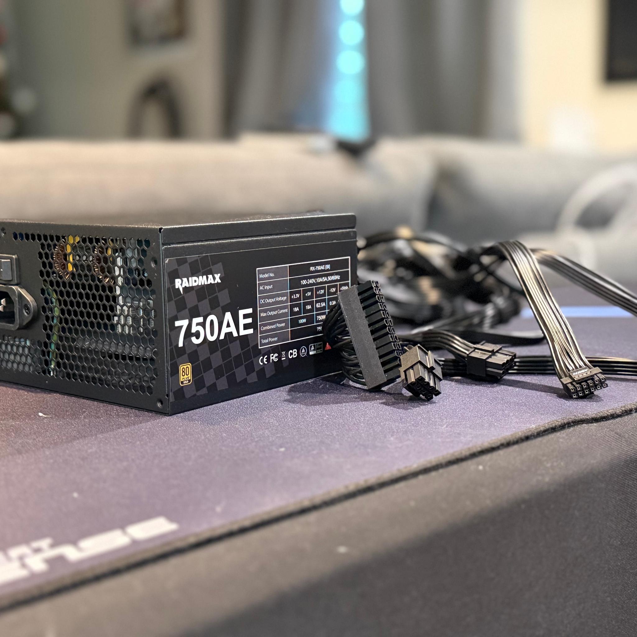 Raidmax 750AE 750W PC Power Supply
