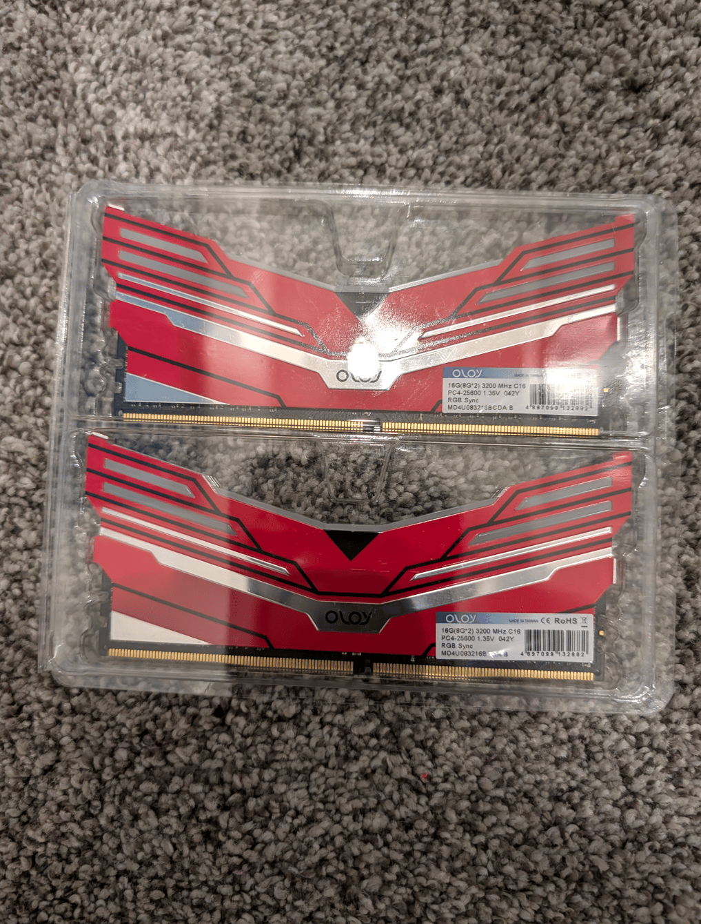 OLOy Warhawk RGB 16GB (2x8GB) DDR4 3200MHz CL16 Desktop RAM Memory Kit Red