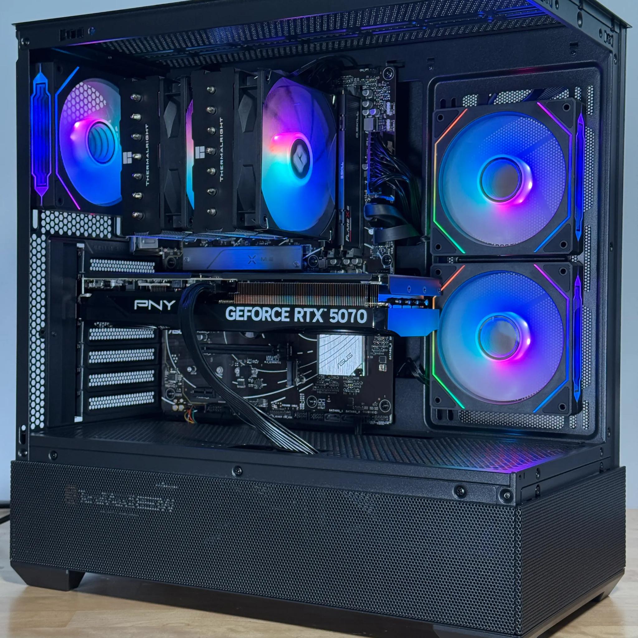 RTX 5070 and Ryzen 7 7800x3d Gaming PC