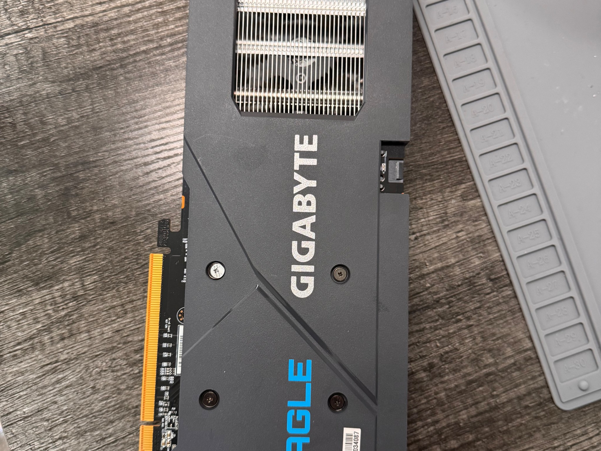 Gigabyte Radeon RX 6600 8GB