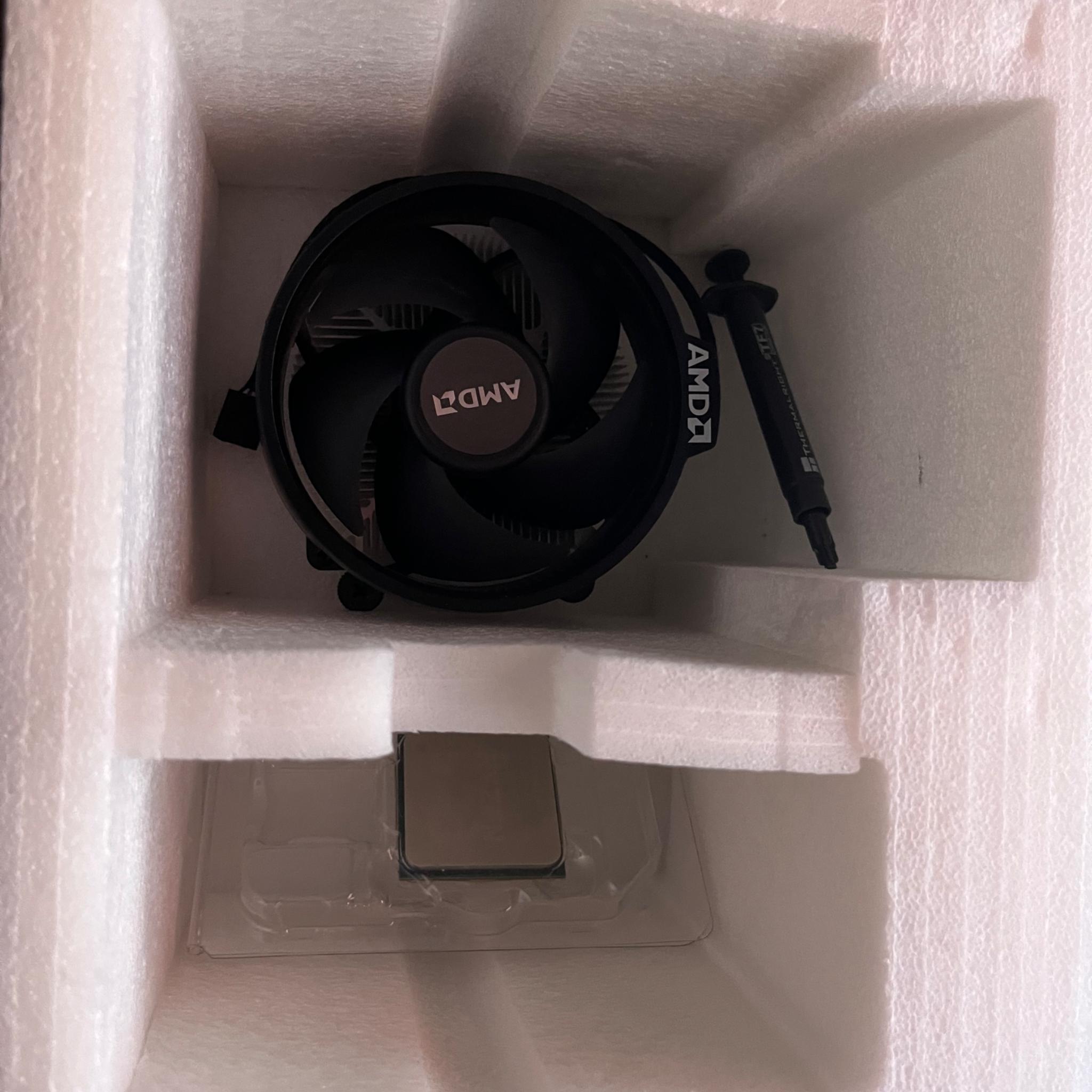 60$ AMD RYZEN 5 3600 WITH COOLER AND THERMAL PASTE