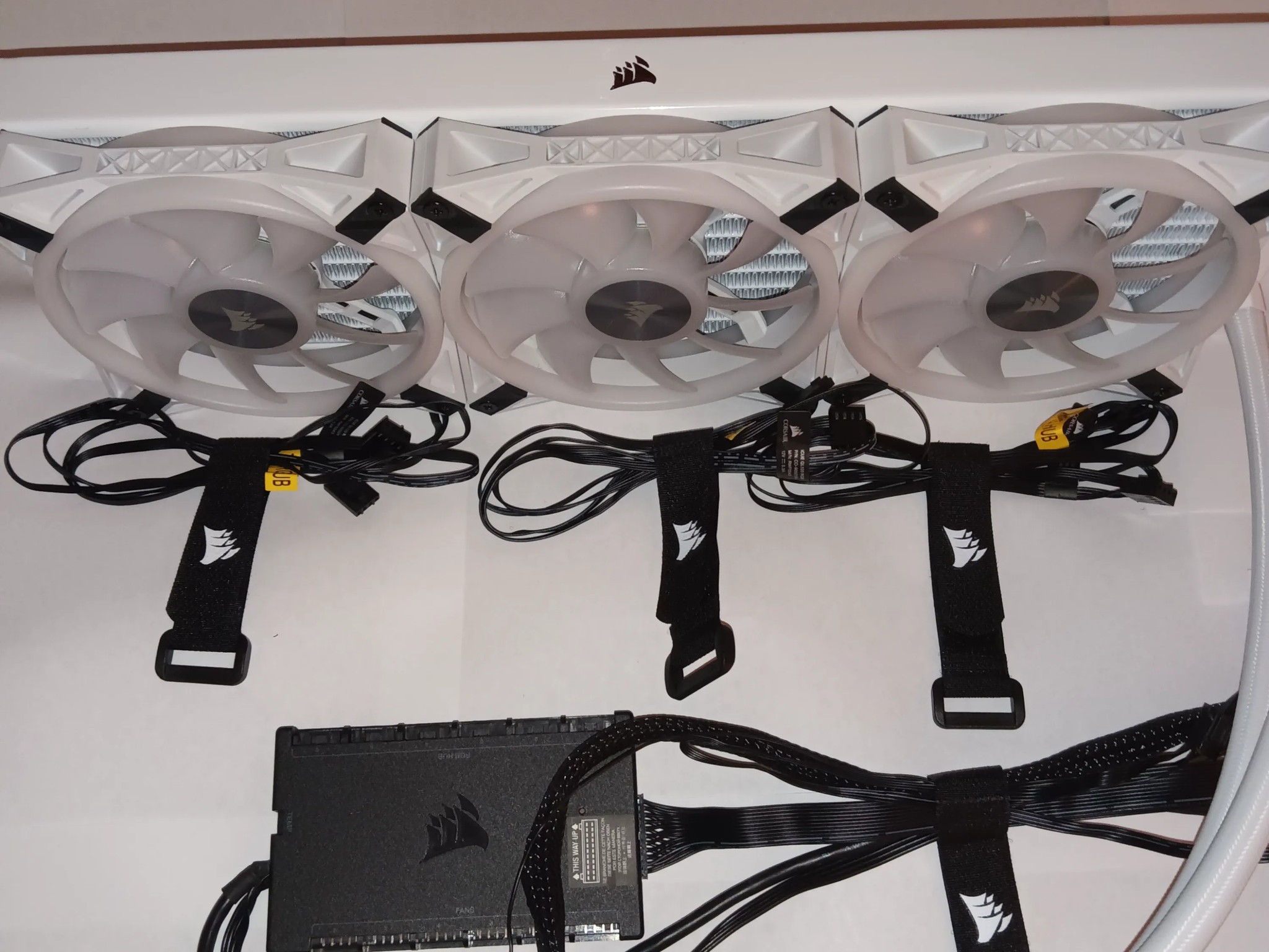 (SALE! 🔥) Corsair iCUE H150i Elite Capellix AIO w/QL120 Fans & LCD Upgrade (White)