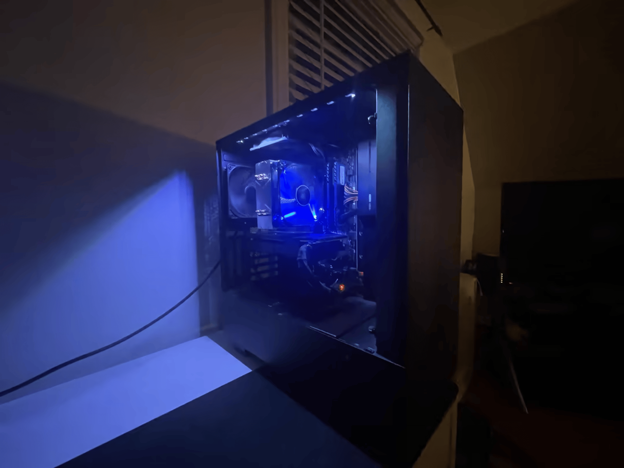 Entry-Level Gaming PC (Ryzen 5 1600 & PowerColor RX570)