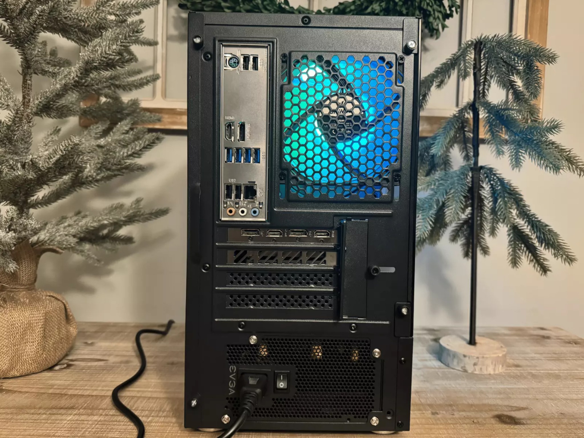 NEW Custom Gaming PC - Ryzen 7 5700X - RX 7700XT - 16GB DDR4 3600MHz - 1TB NVMe