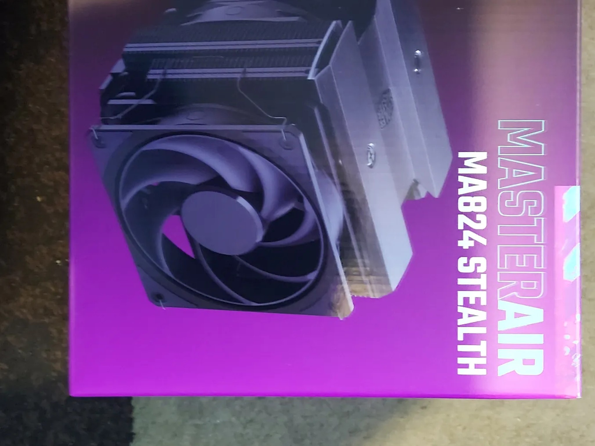 Stealth Ryzen 7700X/RX 7800XT Gaming PC