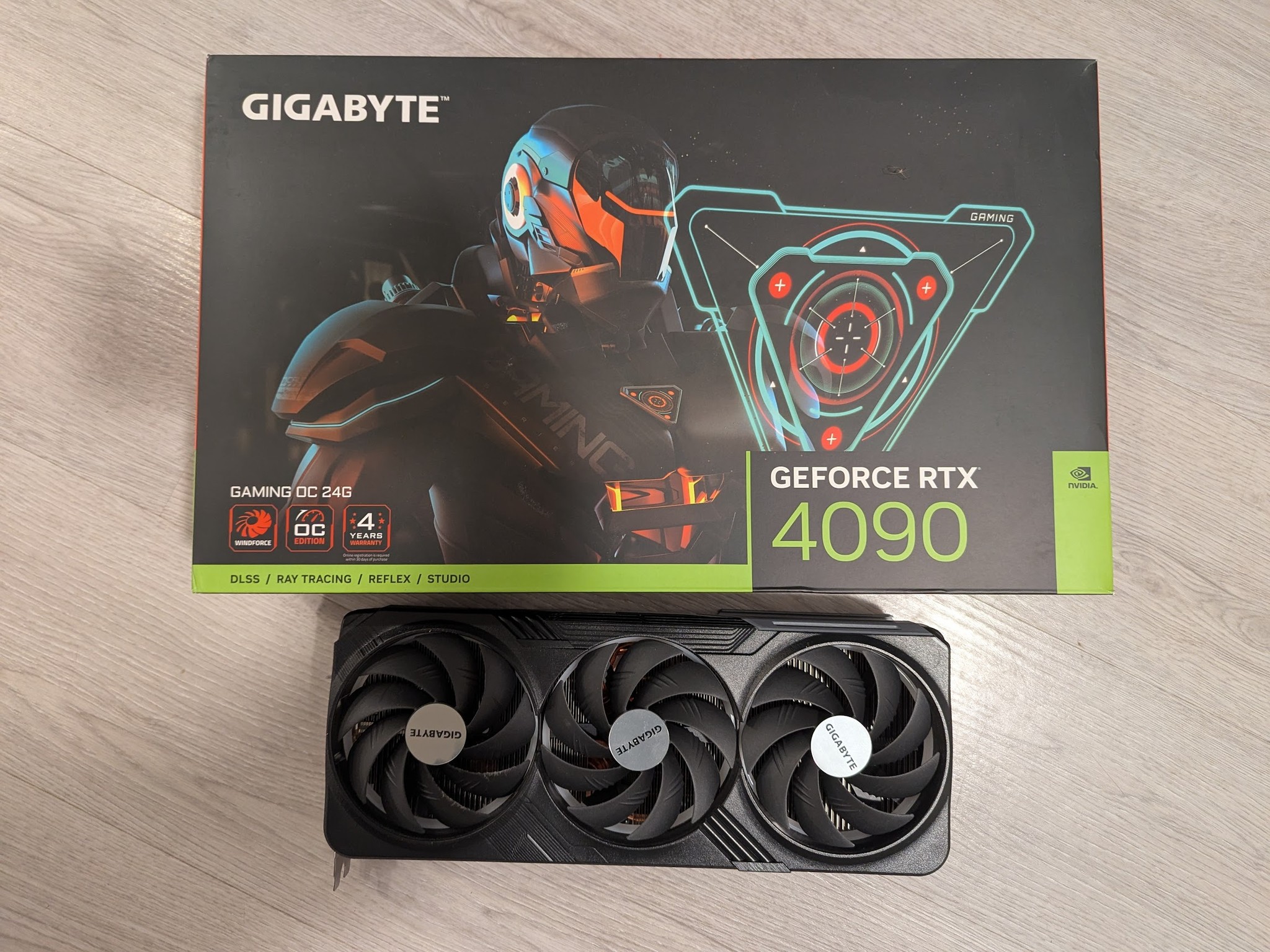 GIGABYTE RTX 4090 24GB GV-N4090GAMING OC-24GD