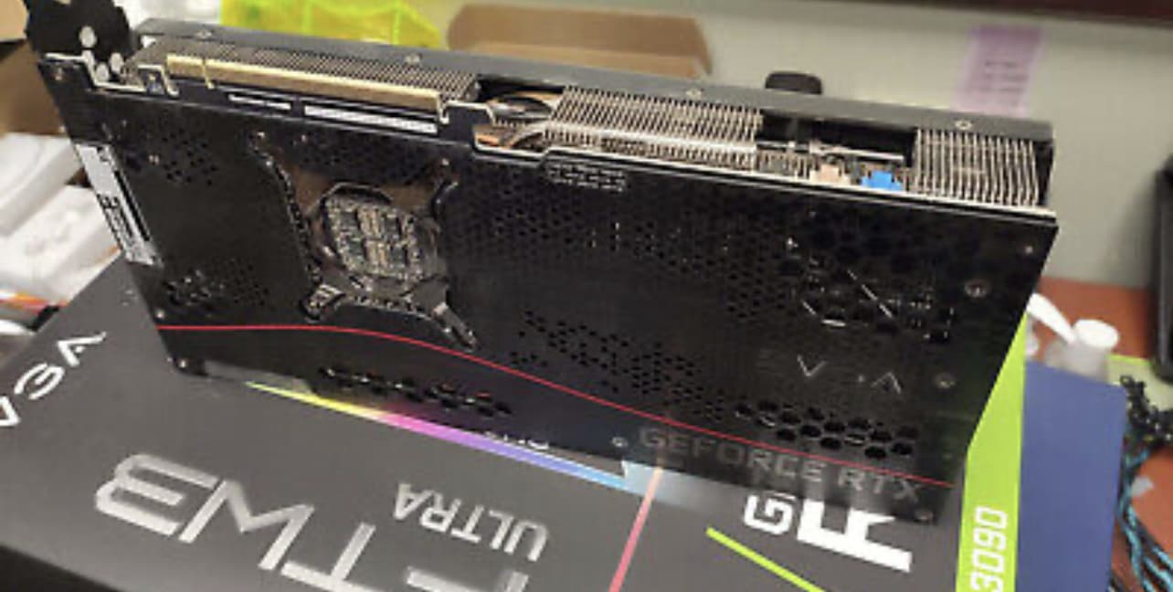 USED RTX 3090 FTW ULTRA with BOX USED