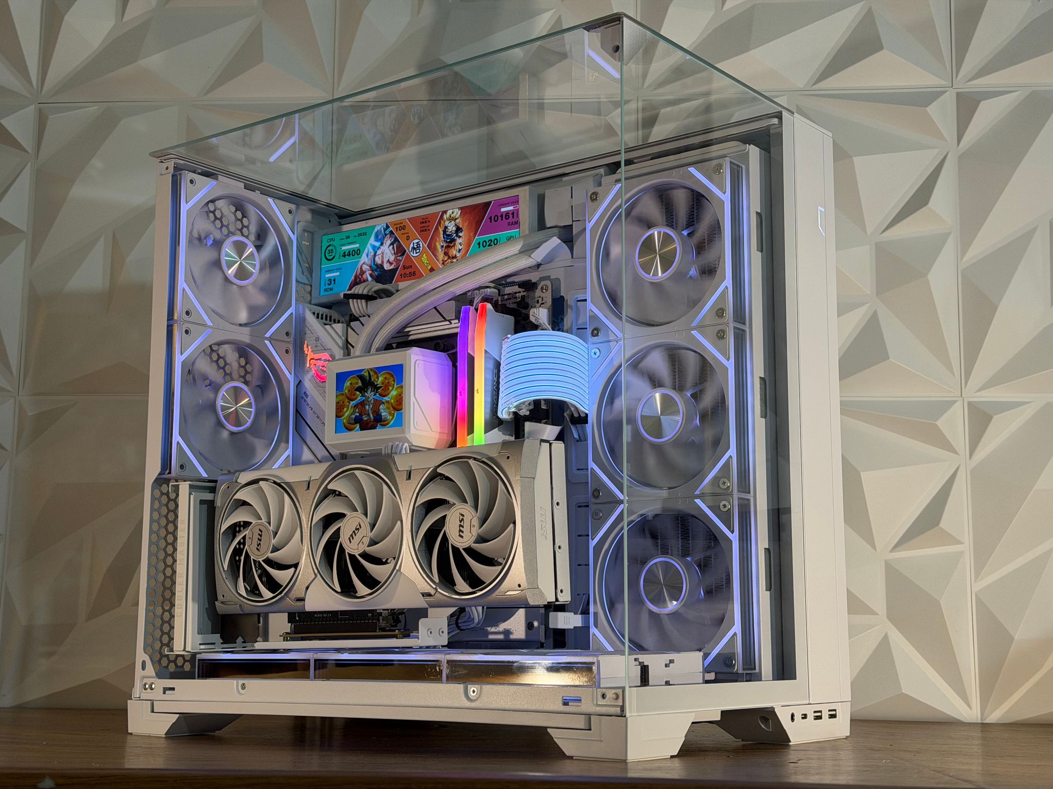 🤍❄️ | Ryzen 7 9800X3D | RTX 5080 | 32GB DDR5 | 2TB | Dual LCD | Windows 11 Pro ❄️🤍“FROST MIRAGE”