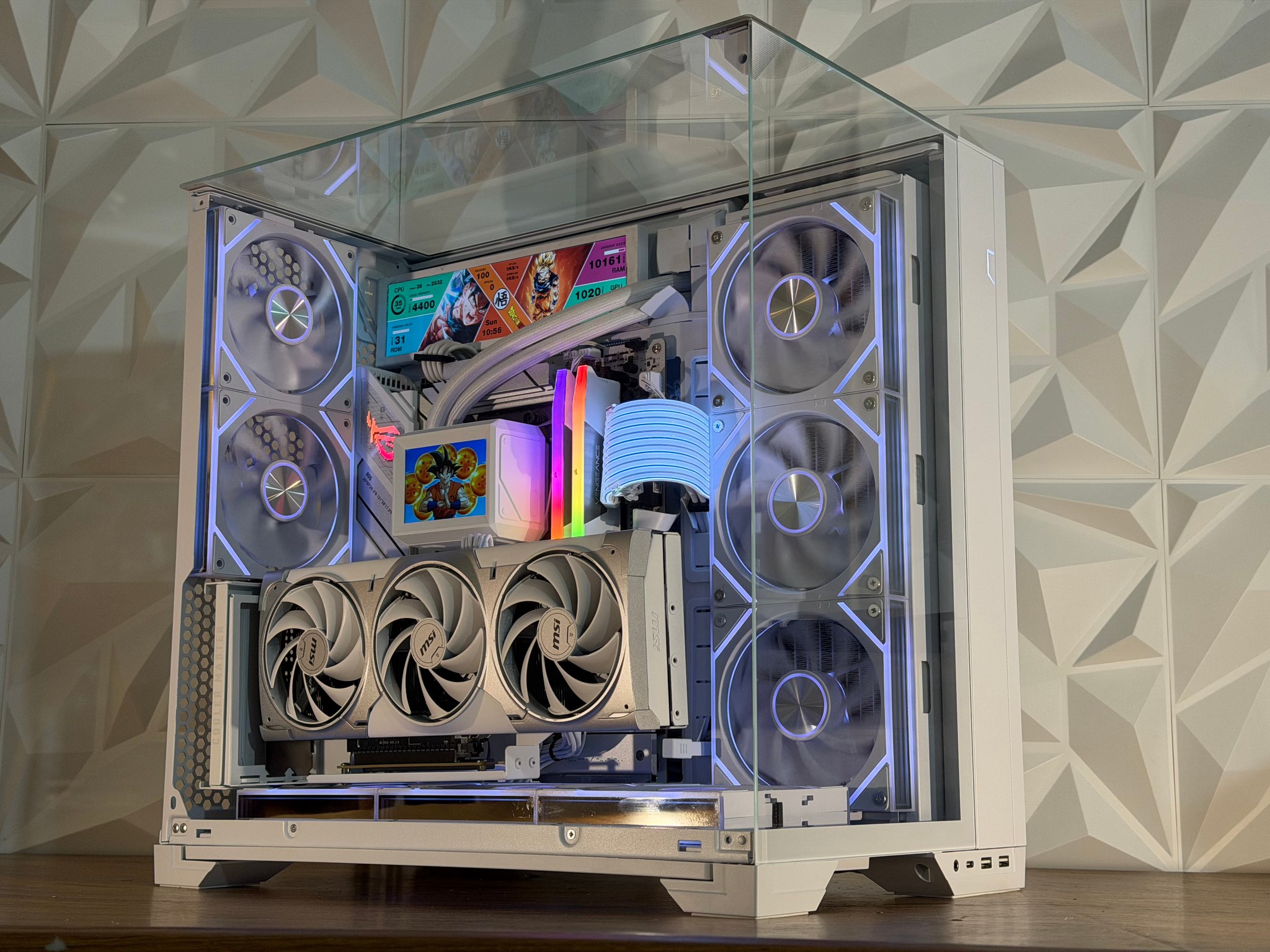🤍❄️ | Ryzen 7 9800X3D | RTX 5080 | 32GB DDR5 | 2TB | Dual LCD | Windows 11 Pro ❄️🤍“FROST MIRAGE”