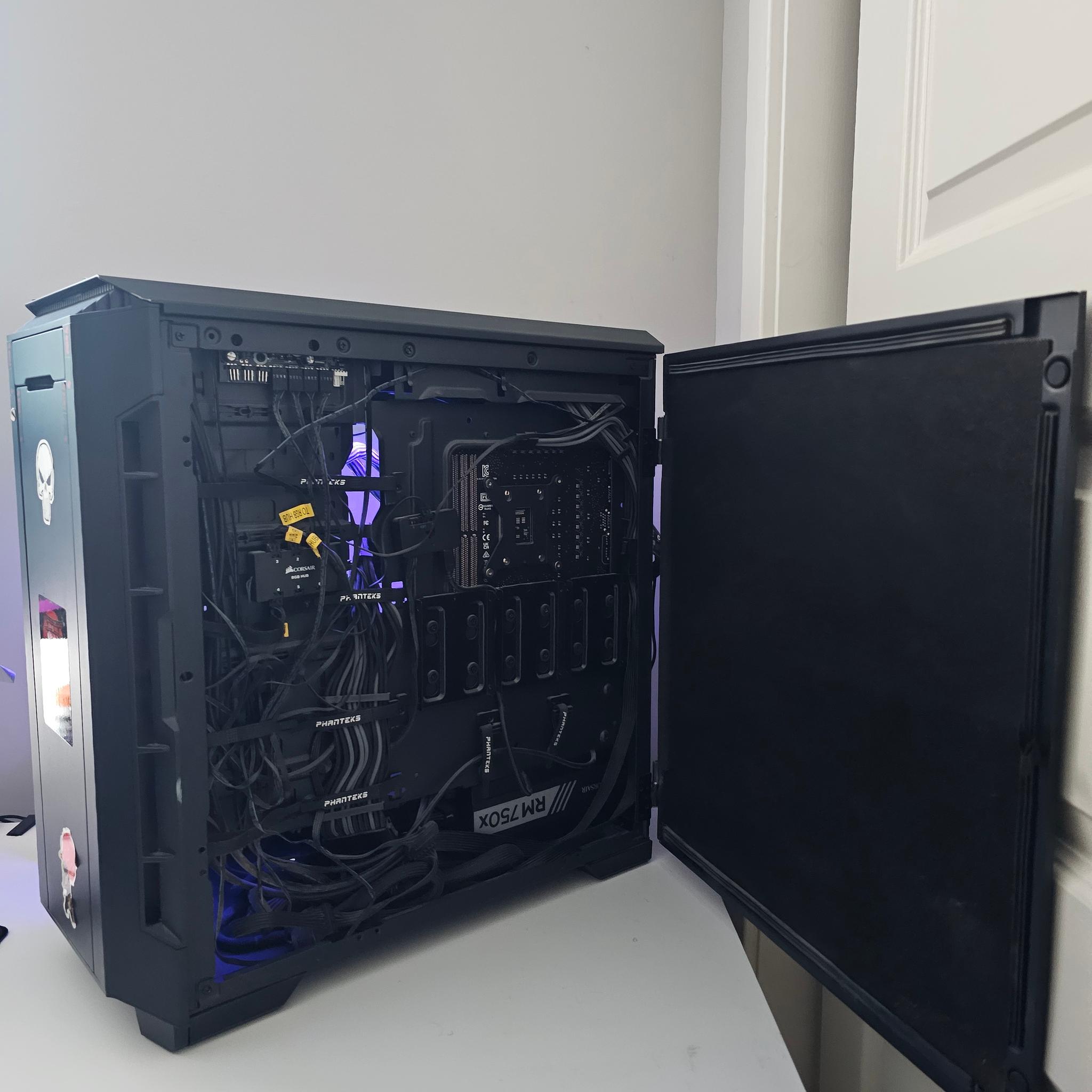 Radeon RX 6600 XT Custom Gaming PC - Core i5-12600K, 32GB RAM, 2TB NVMe SSD
