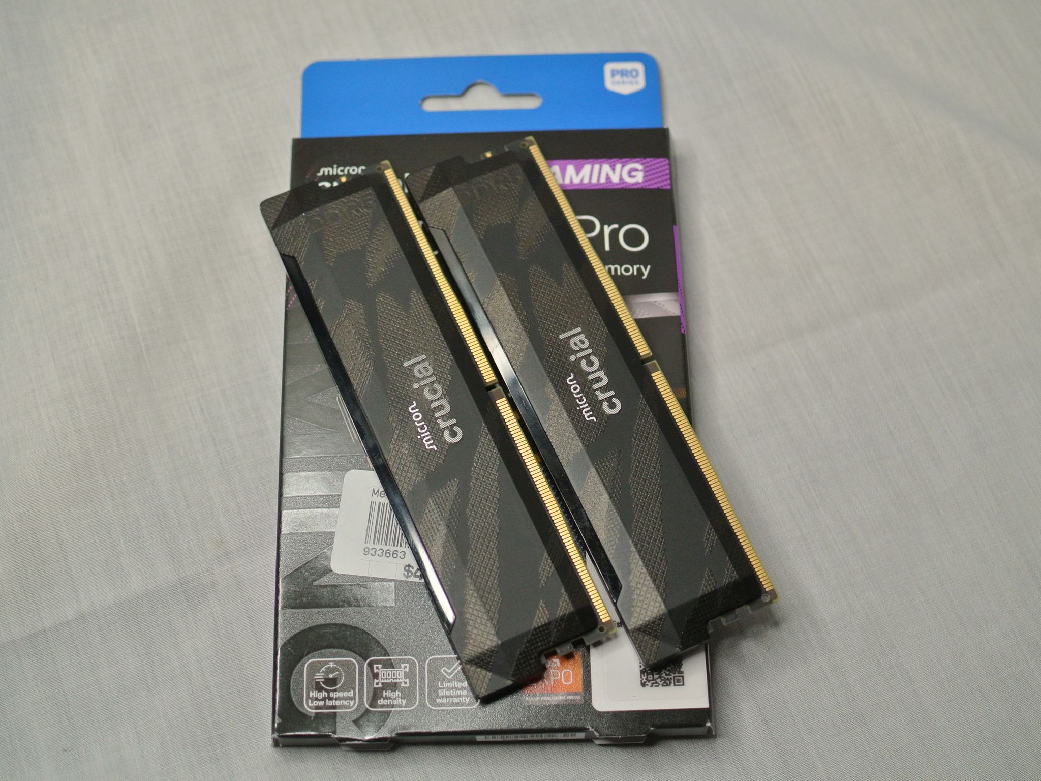 Crucial Pro 32GB DDR5 (2 x 16GB) 6400MT/s CL32 Memory RAM