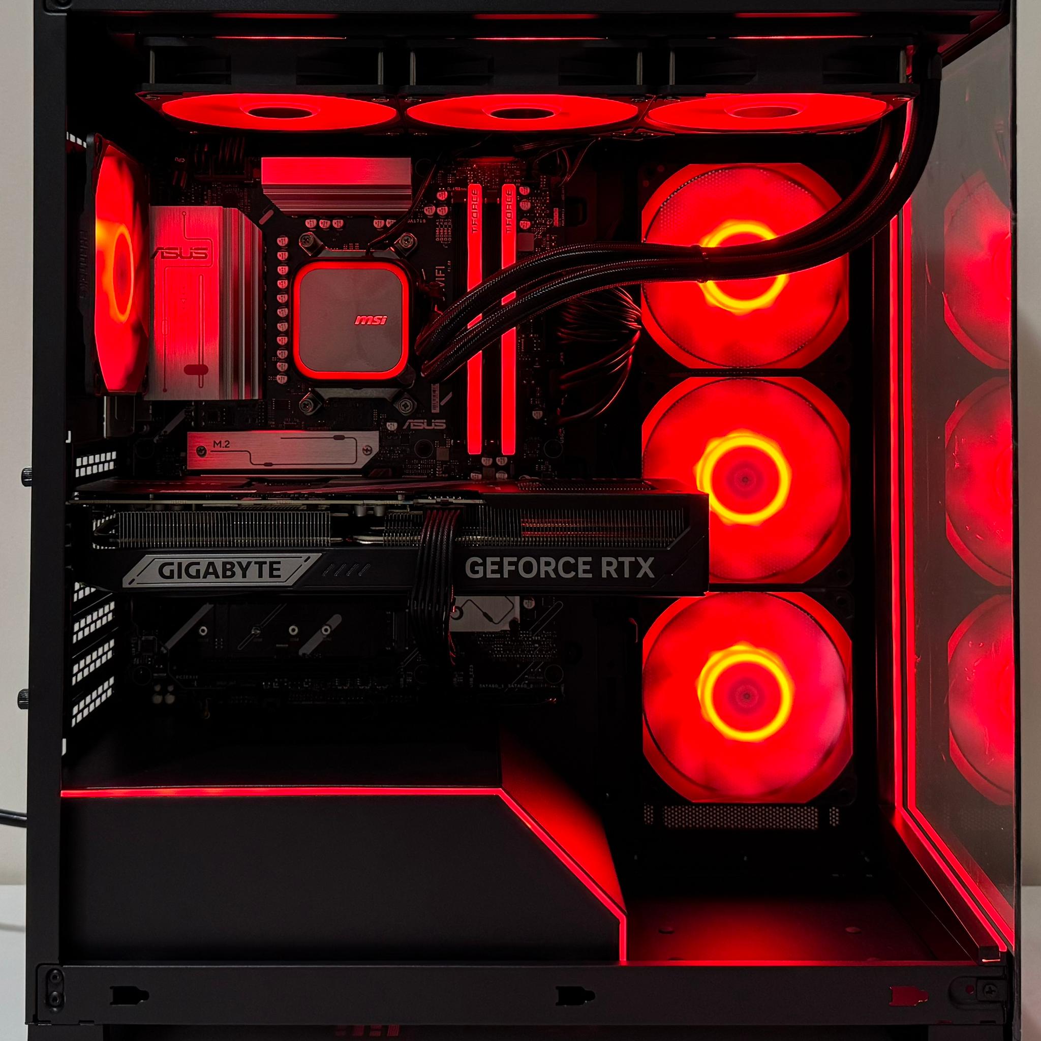 AMD Ryzen 7 7800X3D GeForce RTX 5070 Ti 32GB DDR5 RAM 1TB Gen5 NVMe SSD NZXT 850W Gold Gaming PC