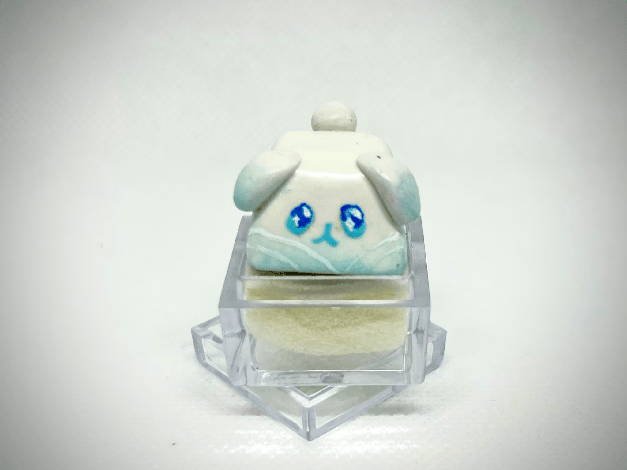 DOLLAR KEYCAPS!! *Snow Poof*