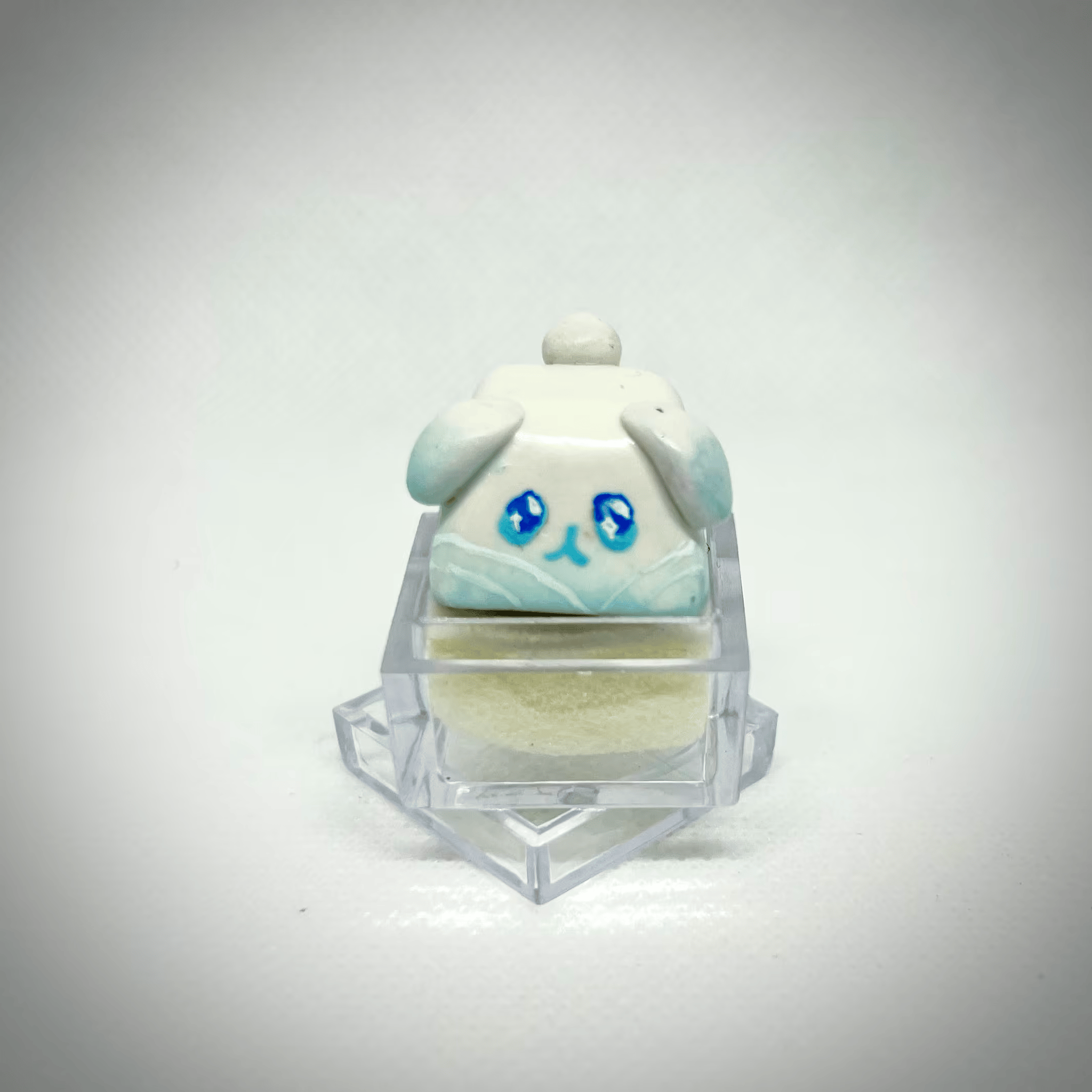 DOLLAR KEYCAPS!! *Snow Poof*