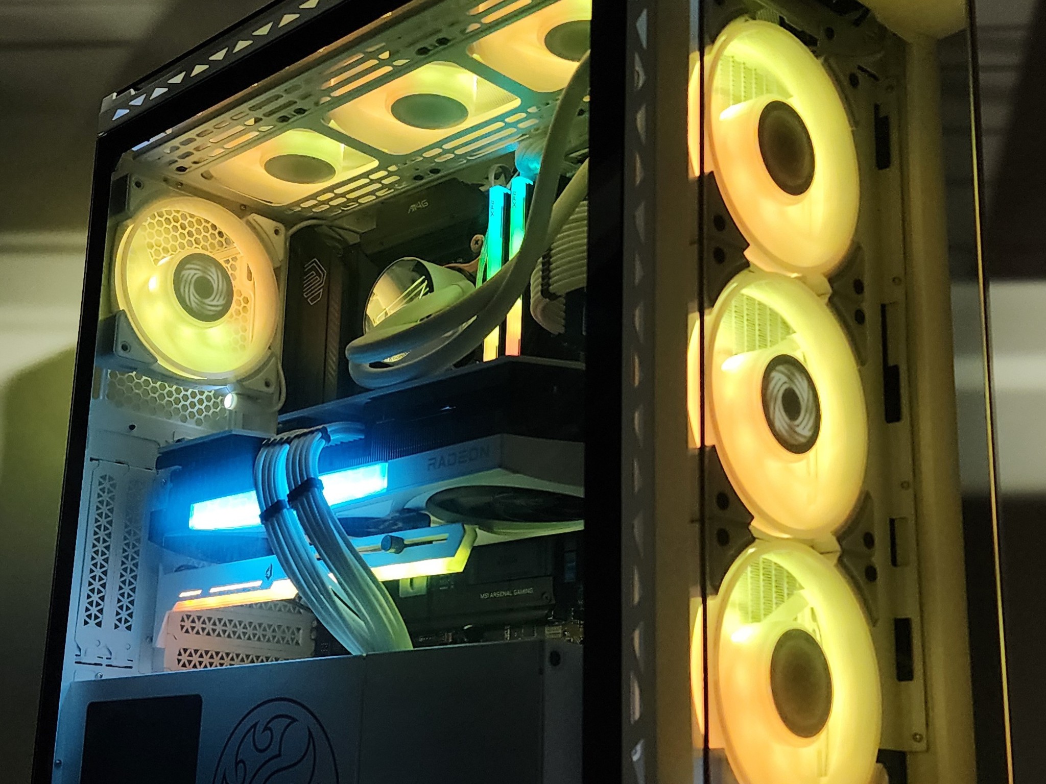 Gaming PC Ultra 7 265F 32GB RAM 2TB SSD RX 9070 XT 16GB Windows 11 Computer