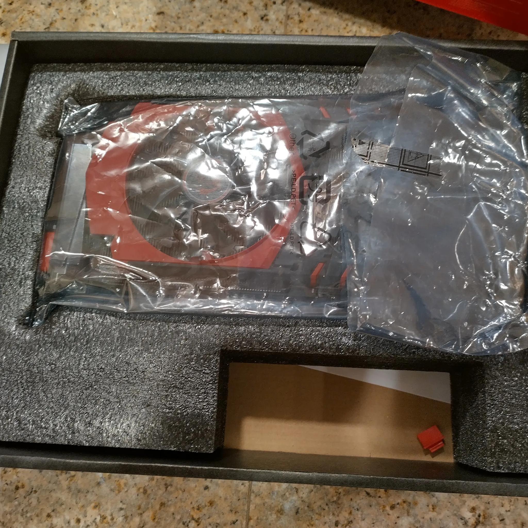 MSI Radeon R9 390 8 GB DDR5 GPU