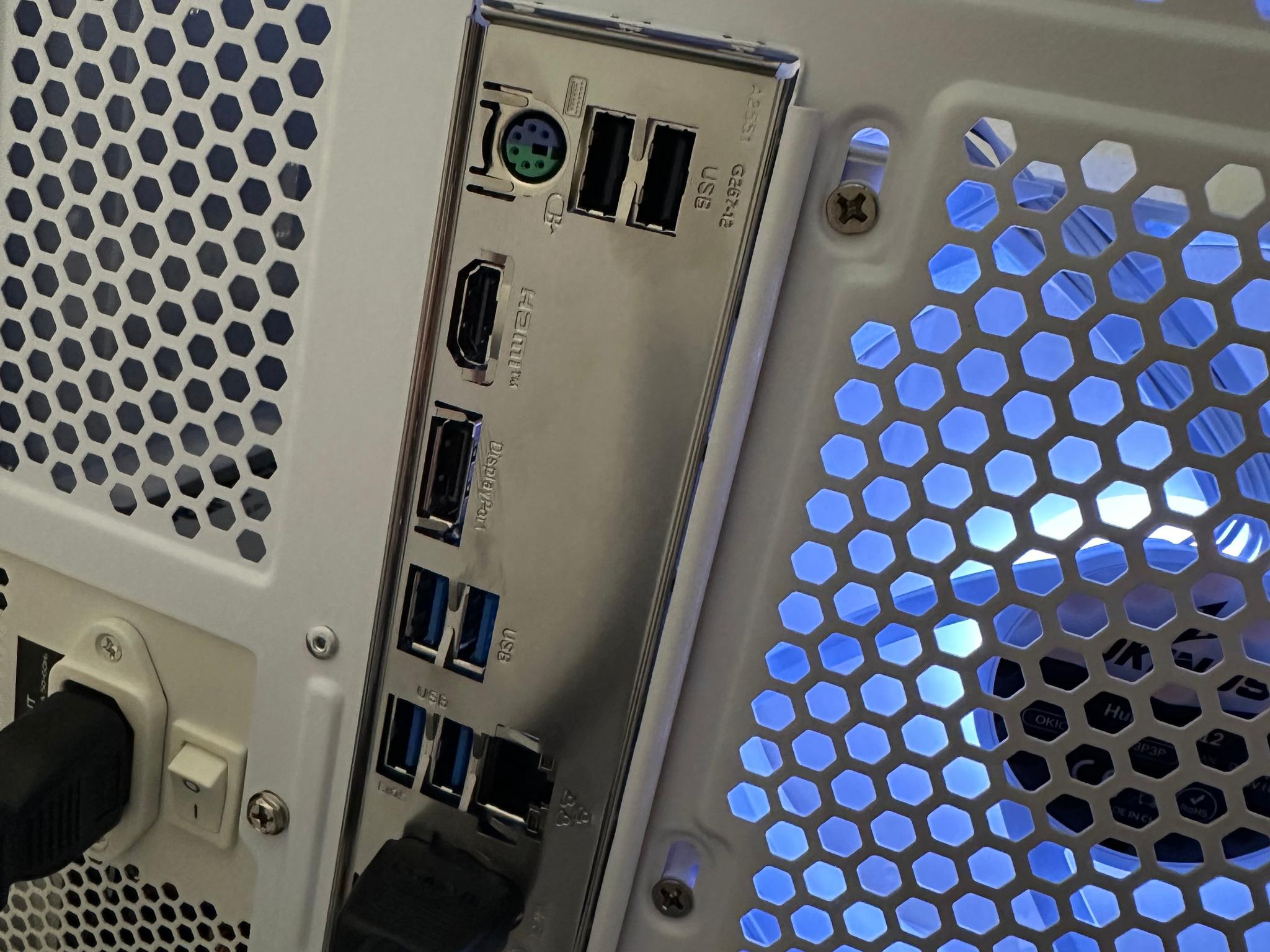 Custom White RGB Gaming PC | RTX 3060 Ti Vision OC | Ryzen 5 5500 | 16GB DDR4 | WiFi