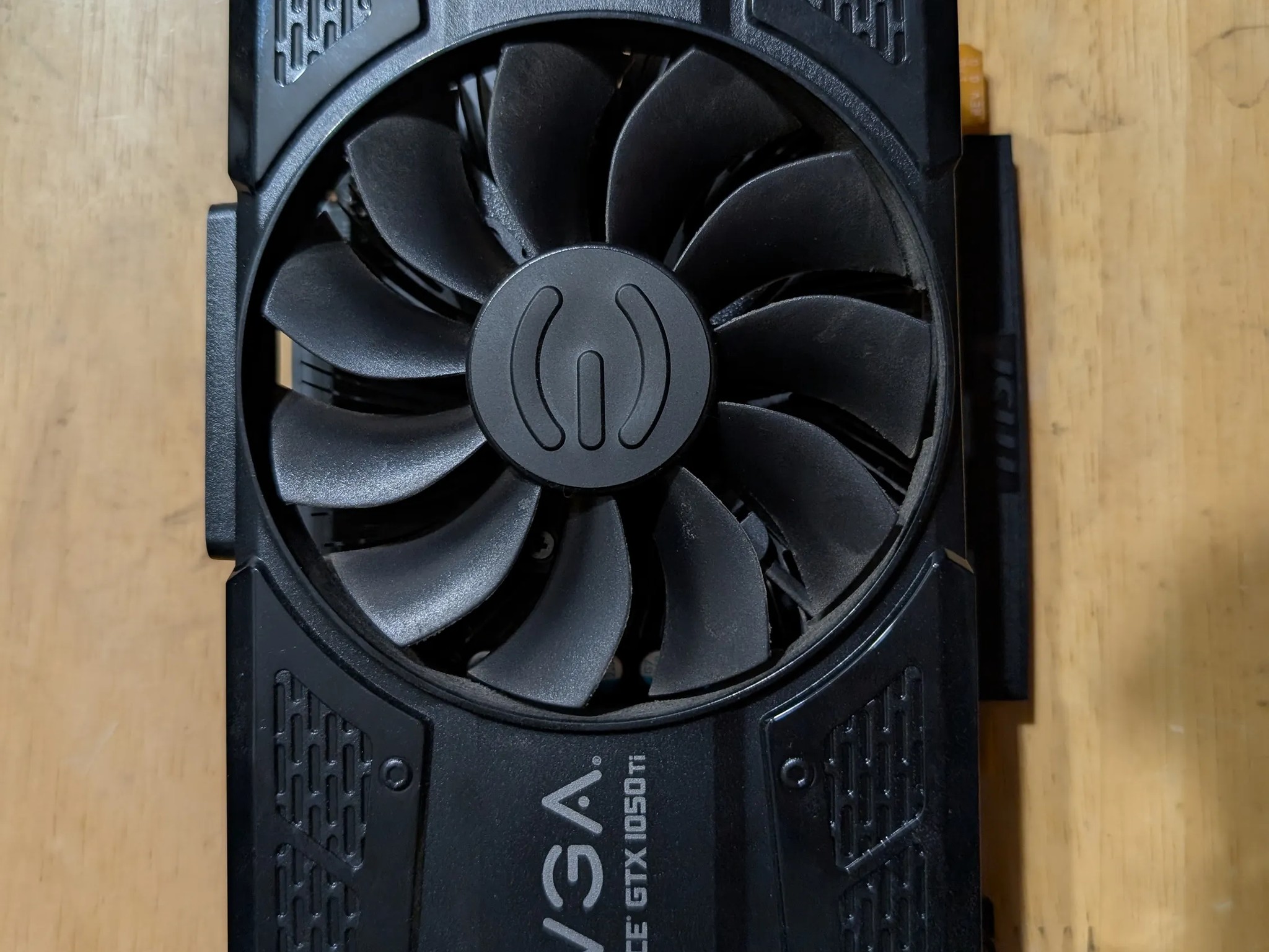 Stubby little GTX 1050TI