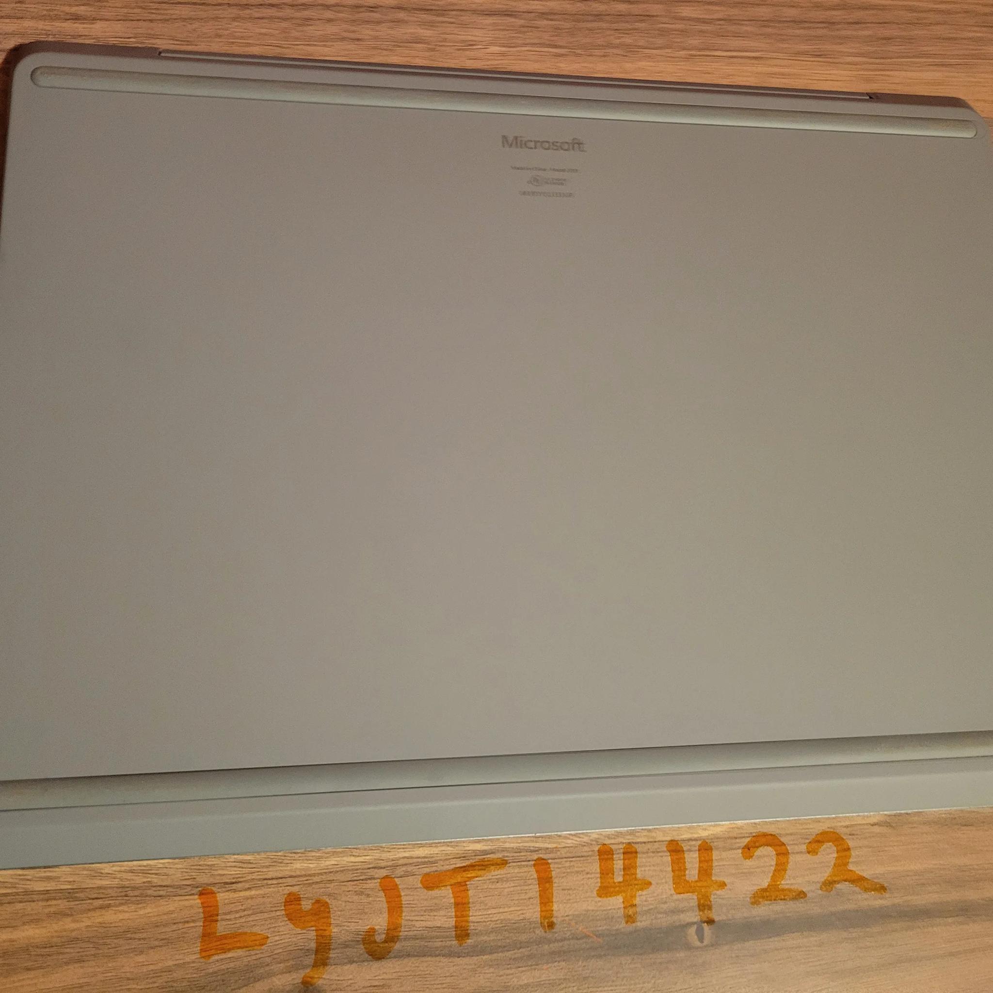 Microsoft Surface Laptop Go 3 - intel i5 12th gen. - 256gb ssd - 12.4" touch screen
