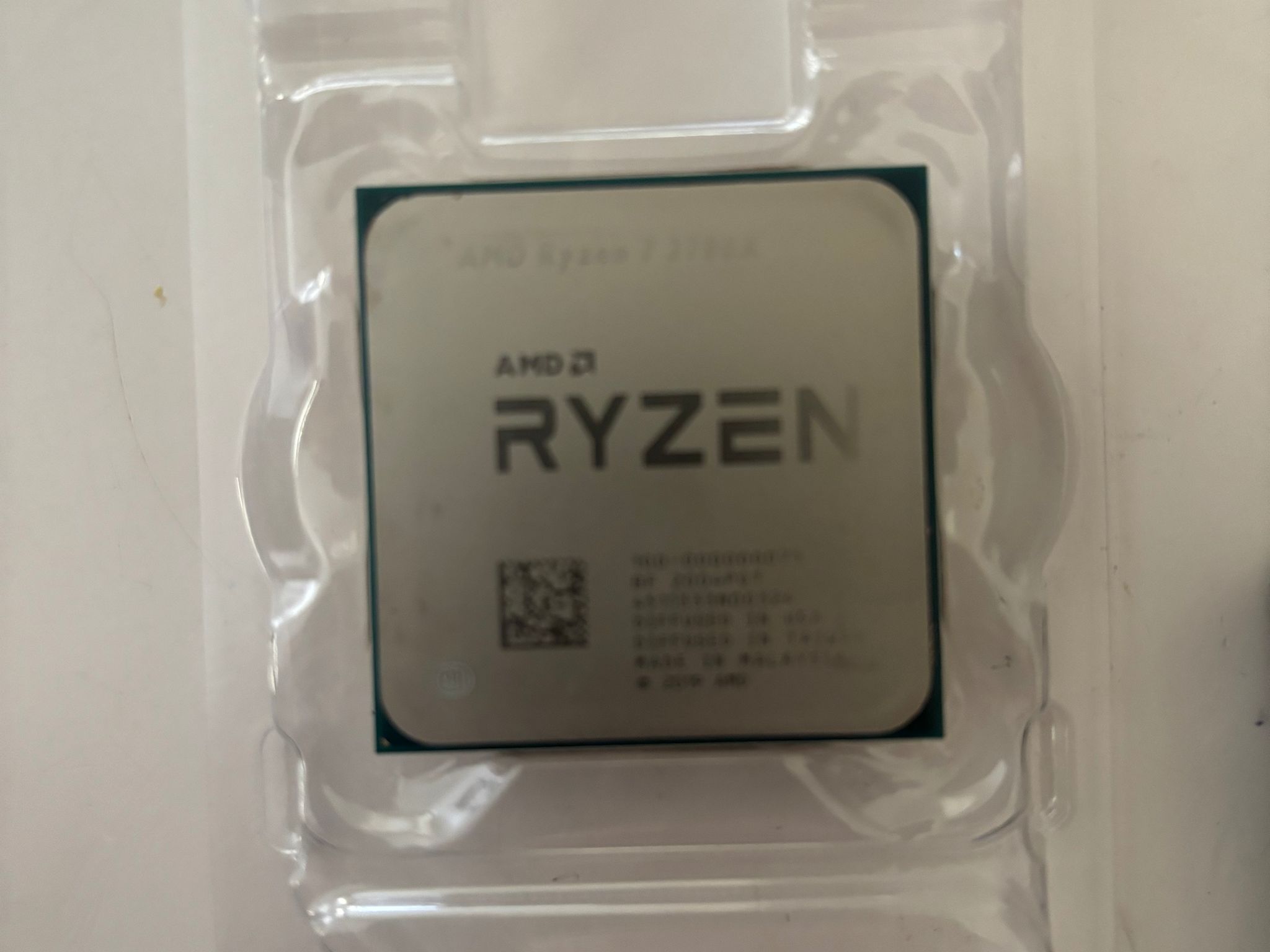 AMD Ryzen 7 3700X (3.6GHz, 8 Cores, Socket AM4)