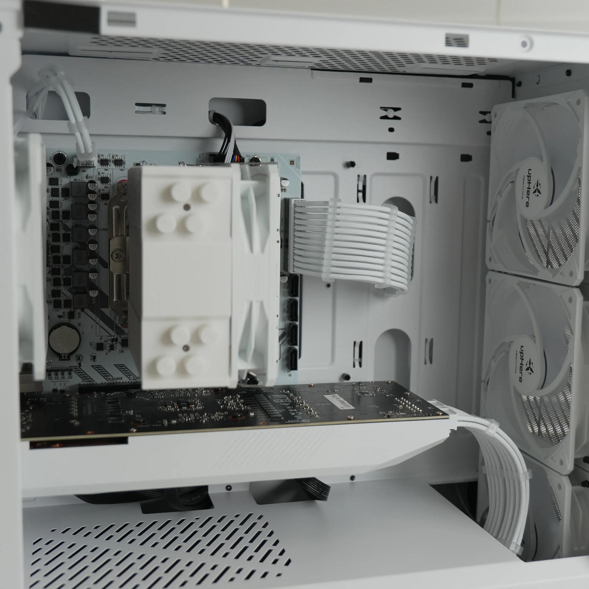 White Beauty Gaming PC | RTX 3070 | Ryzen 5 5600 | 32GB RAM | WIN 11 | WIFI |
