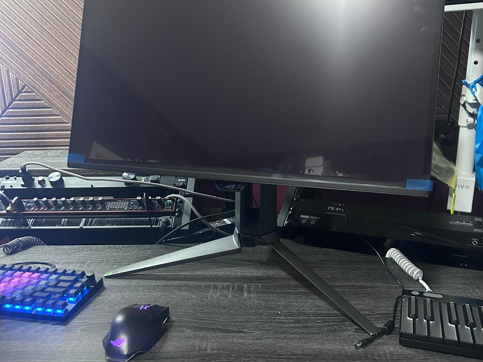 ASUS ROG QD-OLED 27" 4K (3840x2160) 240Hz Gaming Monitor PG27UCDM (Screen Protector Still Attached!)
