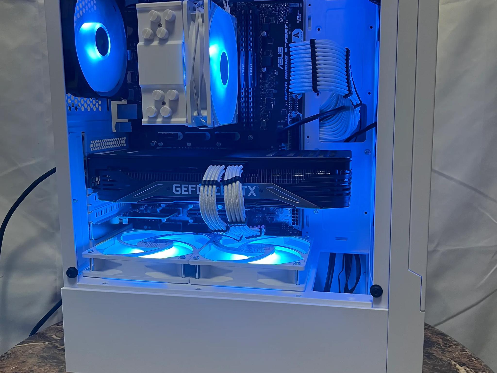🥶🧊Frosty🥶🧊 | RTX 3070 Mid-Range PC | Intel Core i7 | 16GB RAM | 1TB SSD | Windows 11 Pro