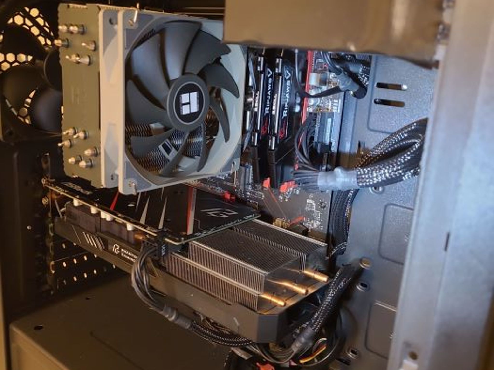 Mid level gaming PC. Great for a starter and runs beautifully. Clean, well maintained like new cond.