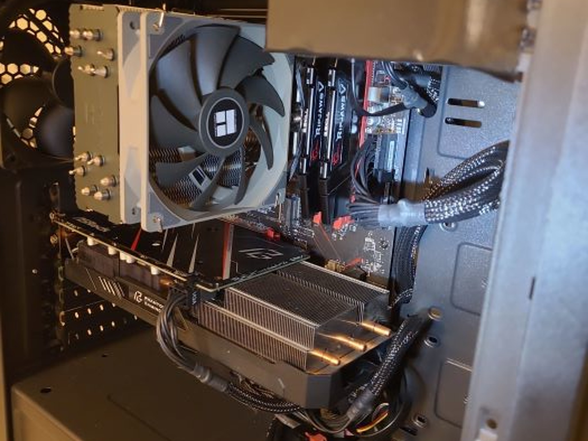 Mid level gaming PC. Great for a starter and runs beautifully. Clean, well maintained like new cond.