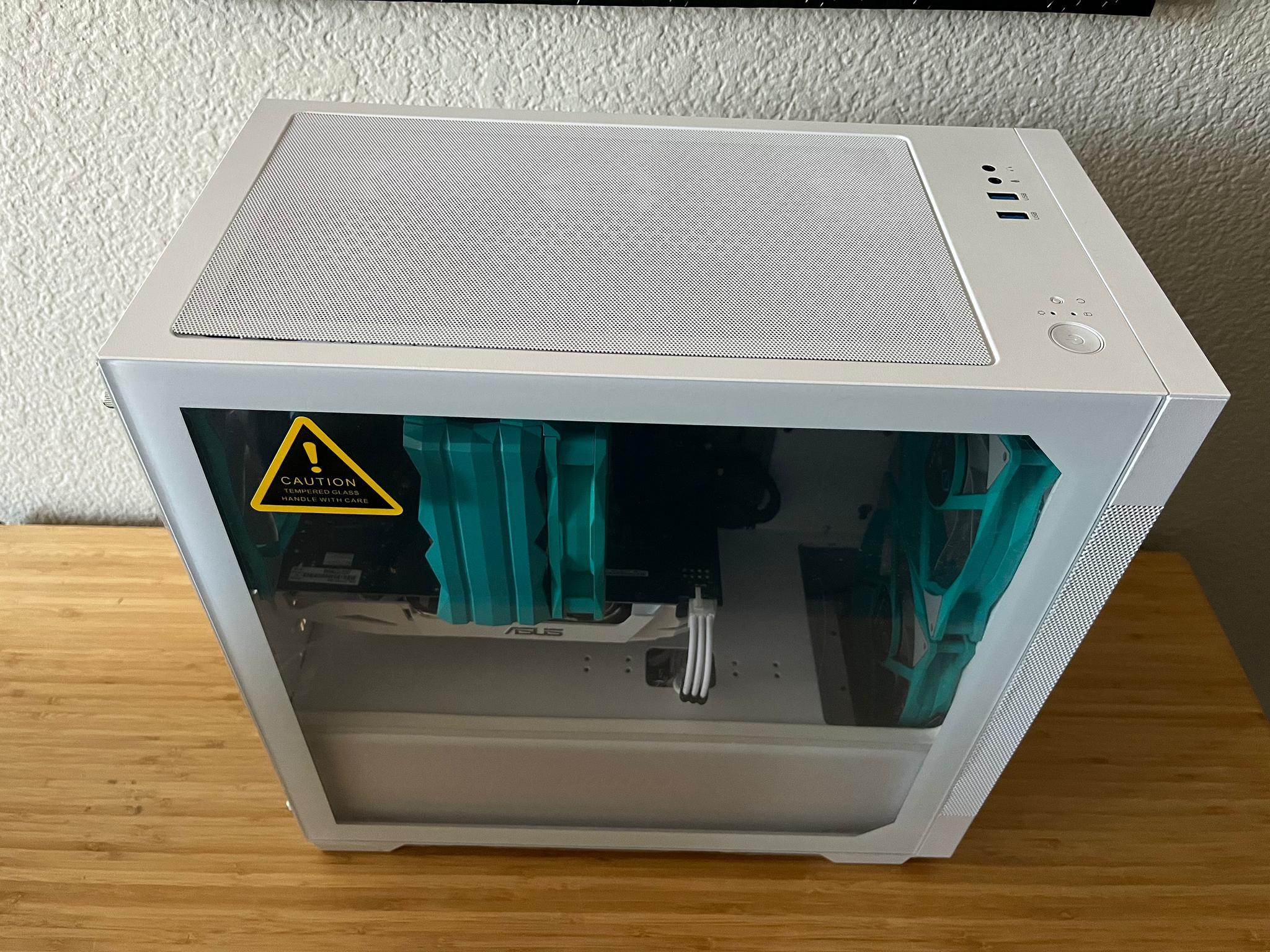 White-Out V2 Entry Budget Ryzen 5 3600 & GTX 1060 6GB