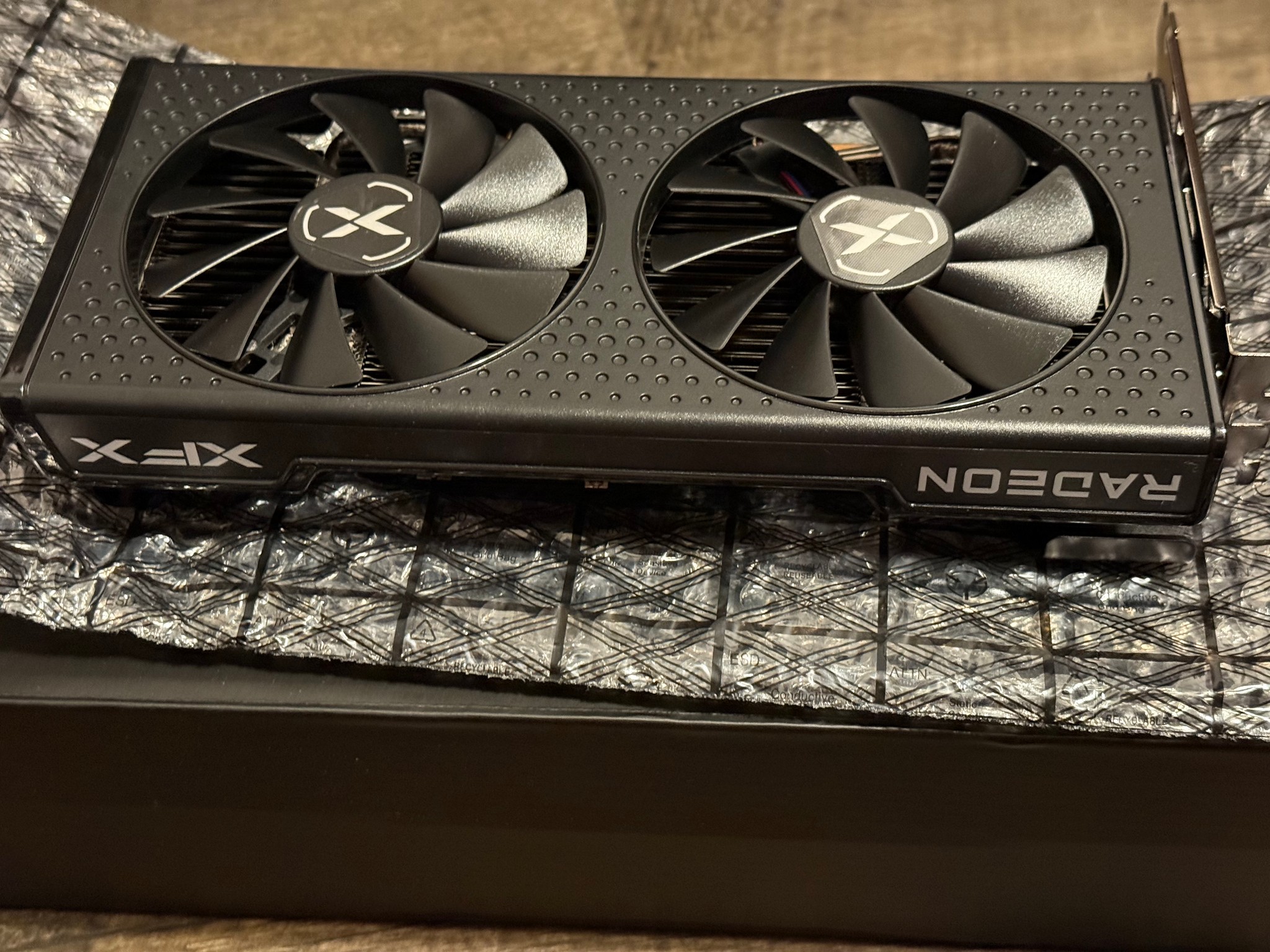 Used w/box - XFX Speedster Swift 210 AMD Radeon RX 6650 XT 8GB DDR6 Graphics Card