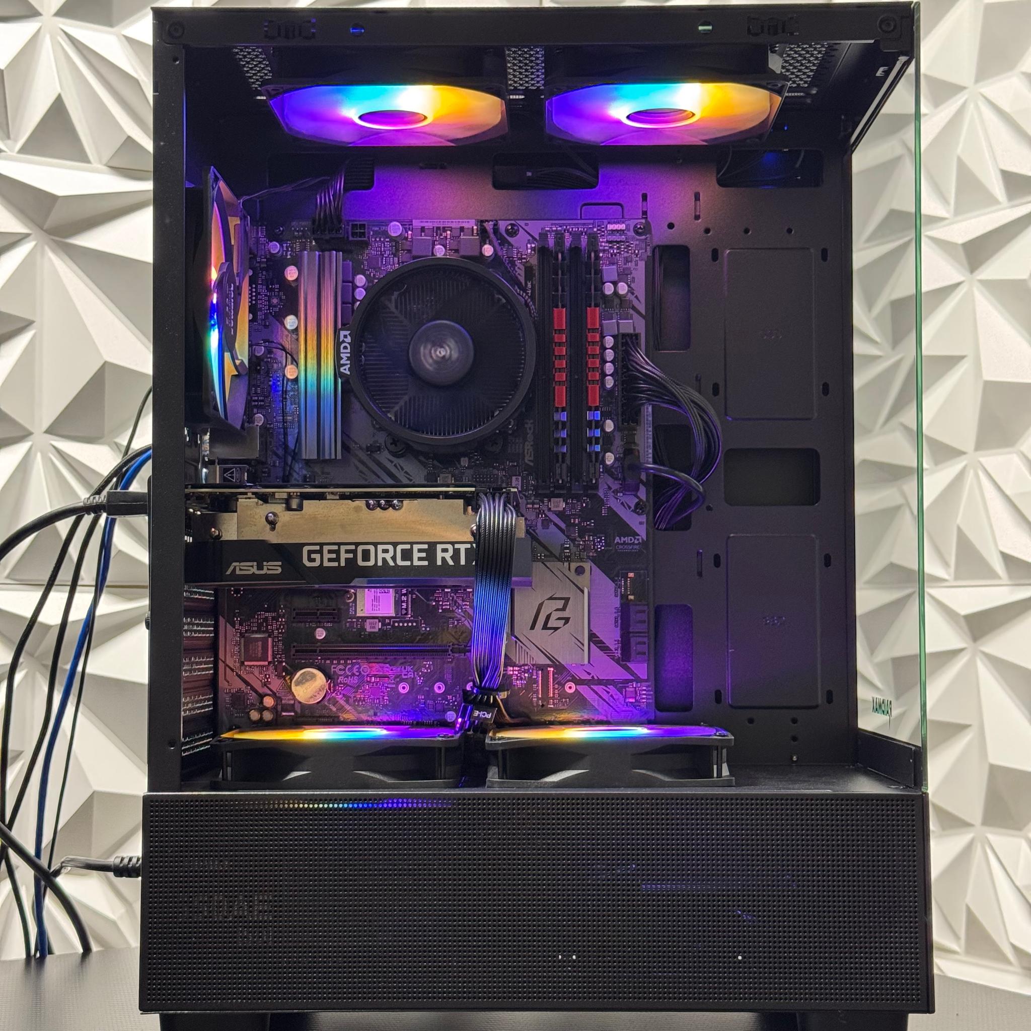 Rtx 3060 / Ryzen 5 5500 / 16GB 2666MHz / 500GB Crucial nvme ssd / B550 motherboard