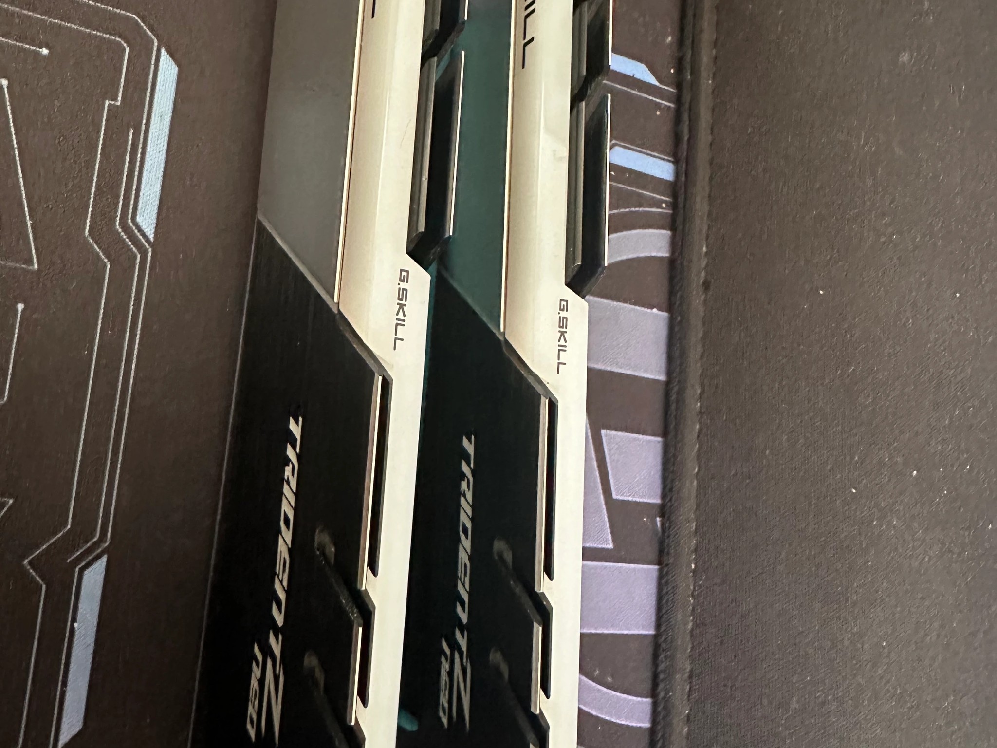 G.SKILL TridentZ NEO RGB 32GB DDR4-4000 CL18