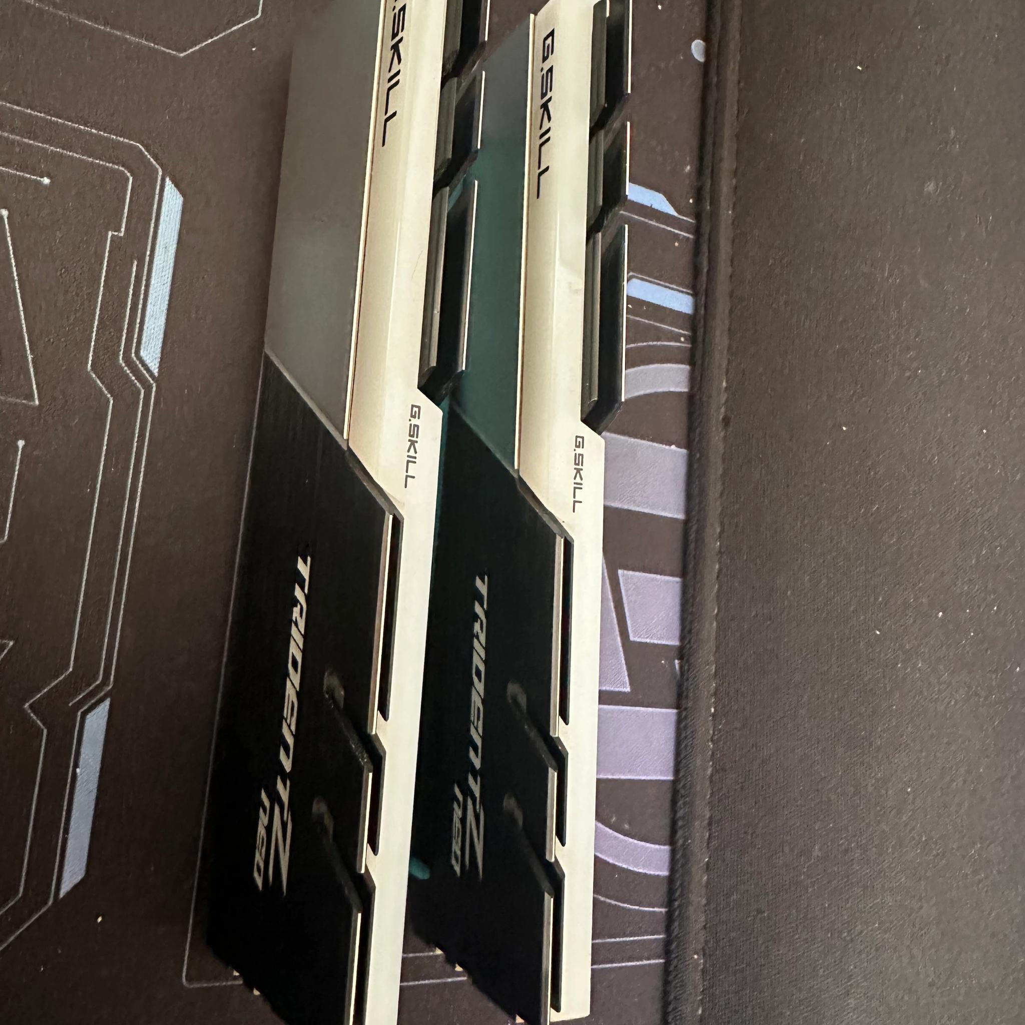 G.SKILL TridentZ NEO RGB 32GB DDR4-4000 CL18