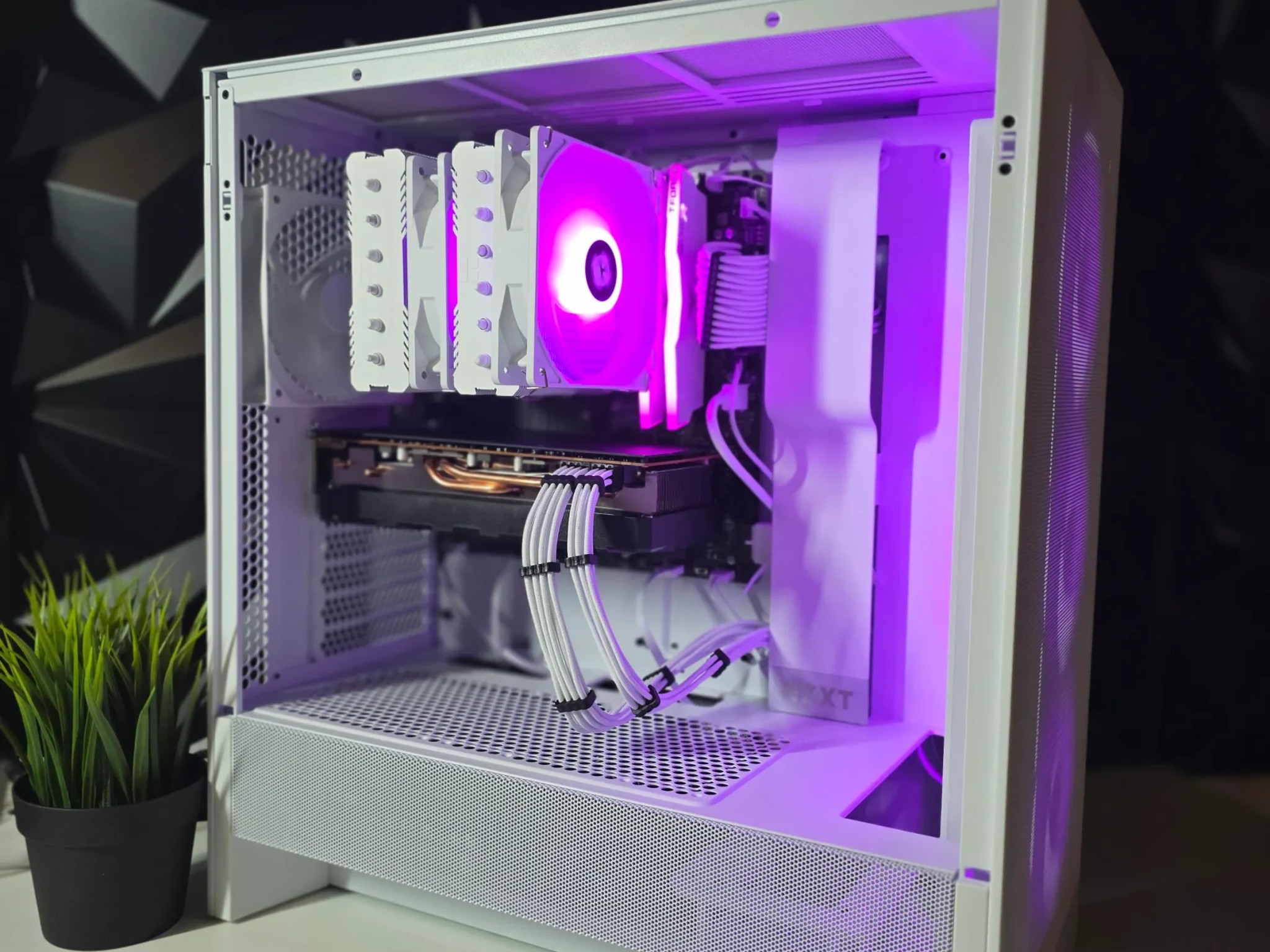 Radeon RX 5700 XT | AMD Ryzen 5 5500 | 1440P Gaming | 16GB DDR4 | 1TB SSD | ARGB Fans