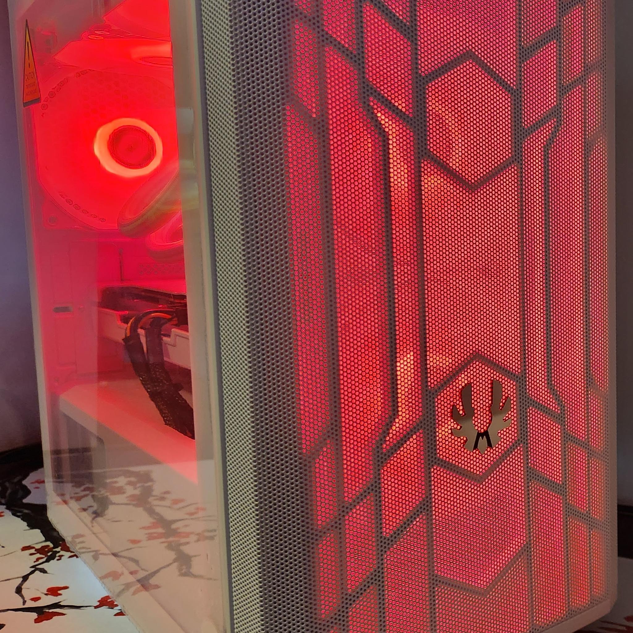Liquid Cooled Frosty RIG Ryzen 5 / 32GB / 1TB SSD / RX 6600