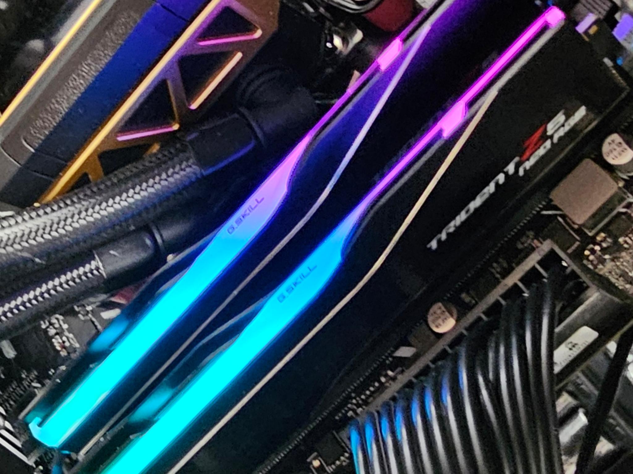 32GB DDR5 (2x16GB) 6000MT/s G.Skill Trisent Z5 Neo RGB