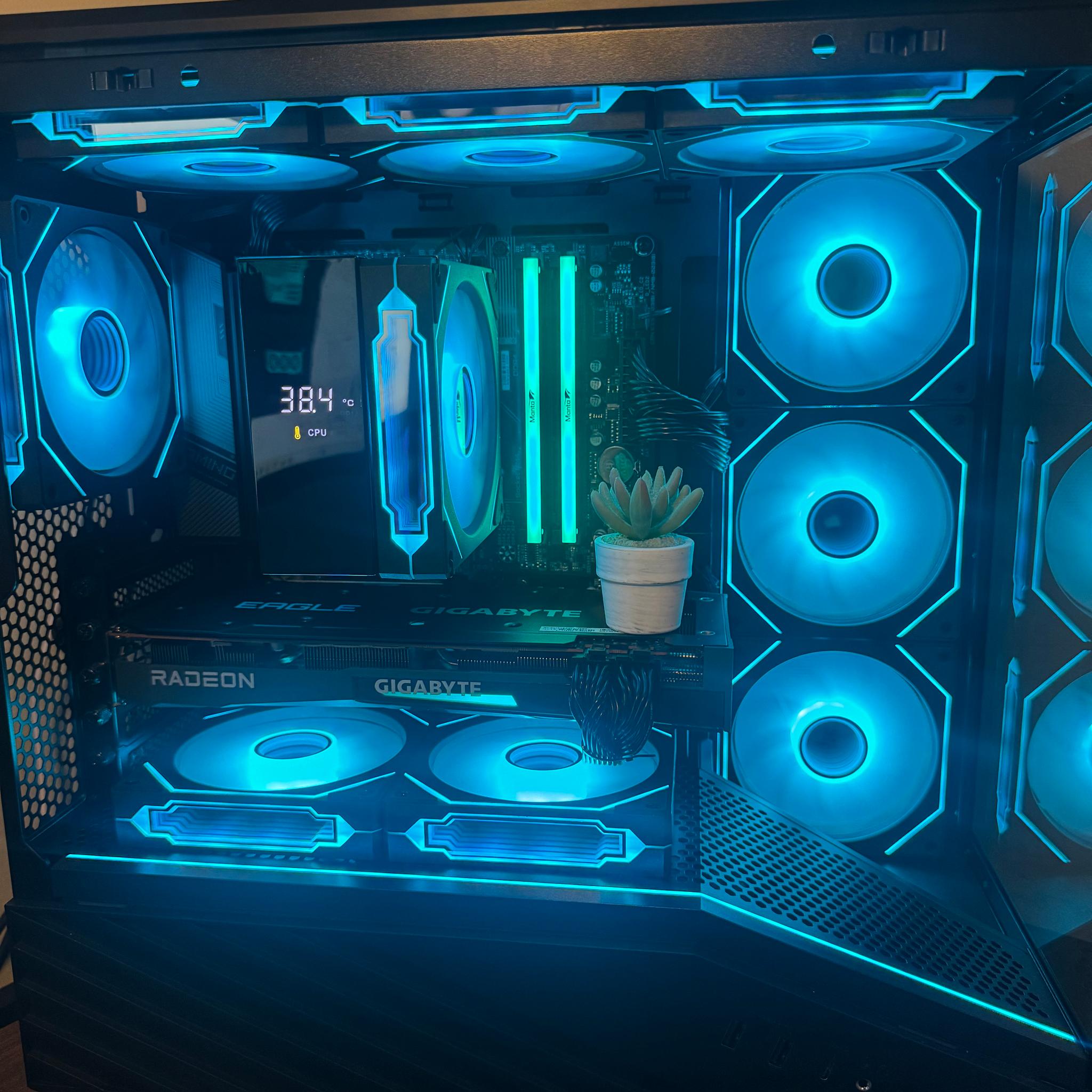 ❤️ Team Red Showcase PC ❤️ - Ryzen 5 5500 | RX 6700 XT 12GB | 32GB DDR4 3200 | 1TB Toshiba M.2 SSD