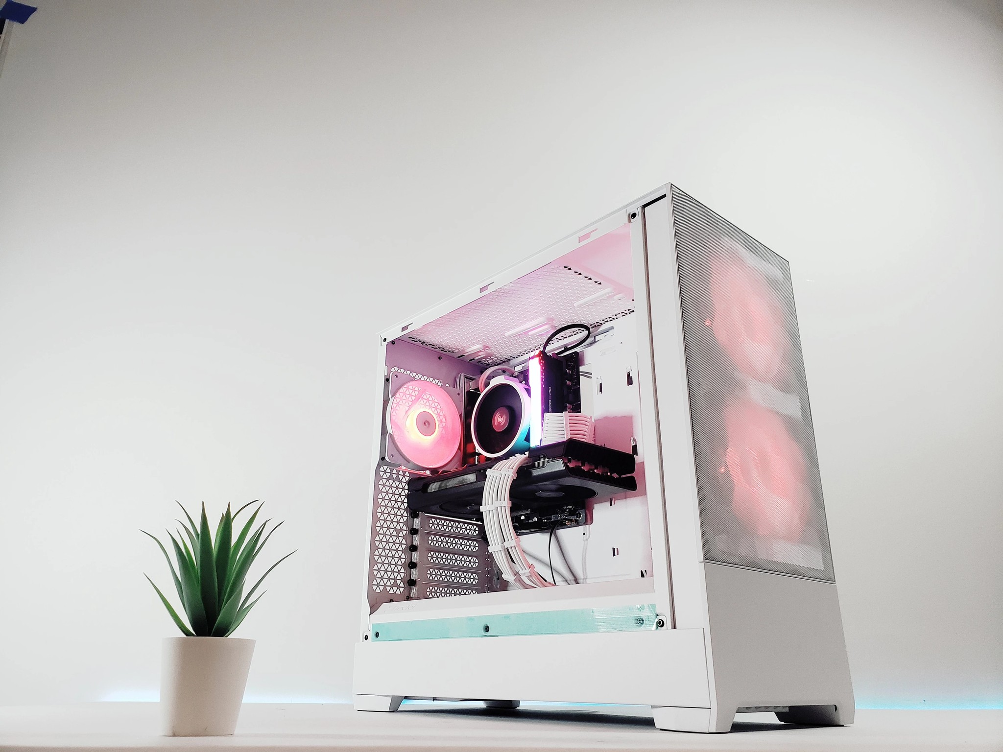 R5🚨White P2P Gaming PC V2 |⚙️5700XT| Brand New✨ |