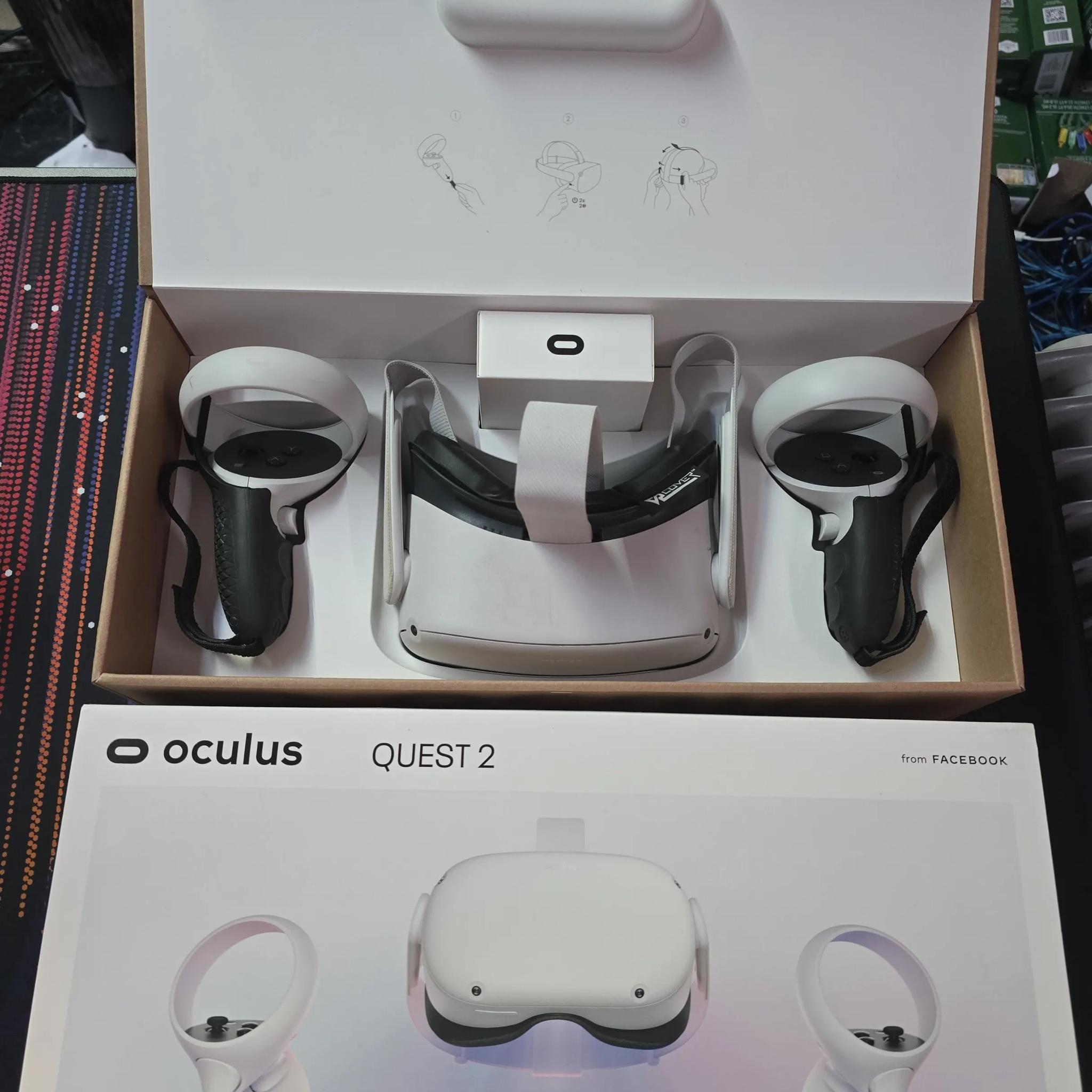 Oculus Quest 2 64GB Fairly Used Minimal Issues