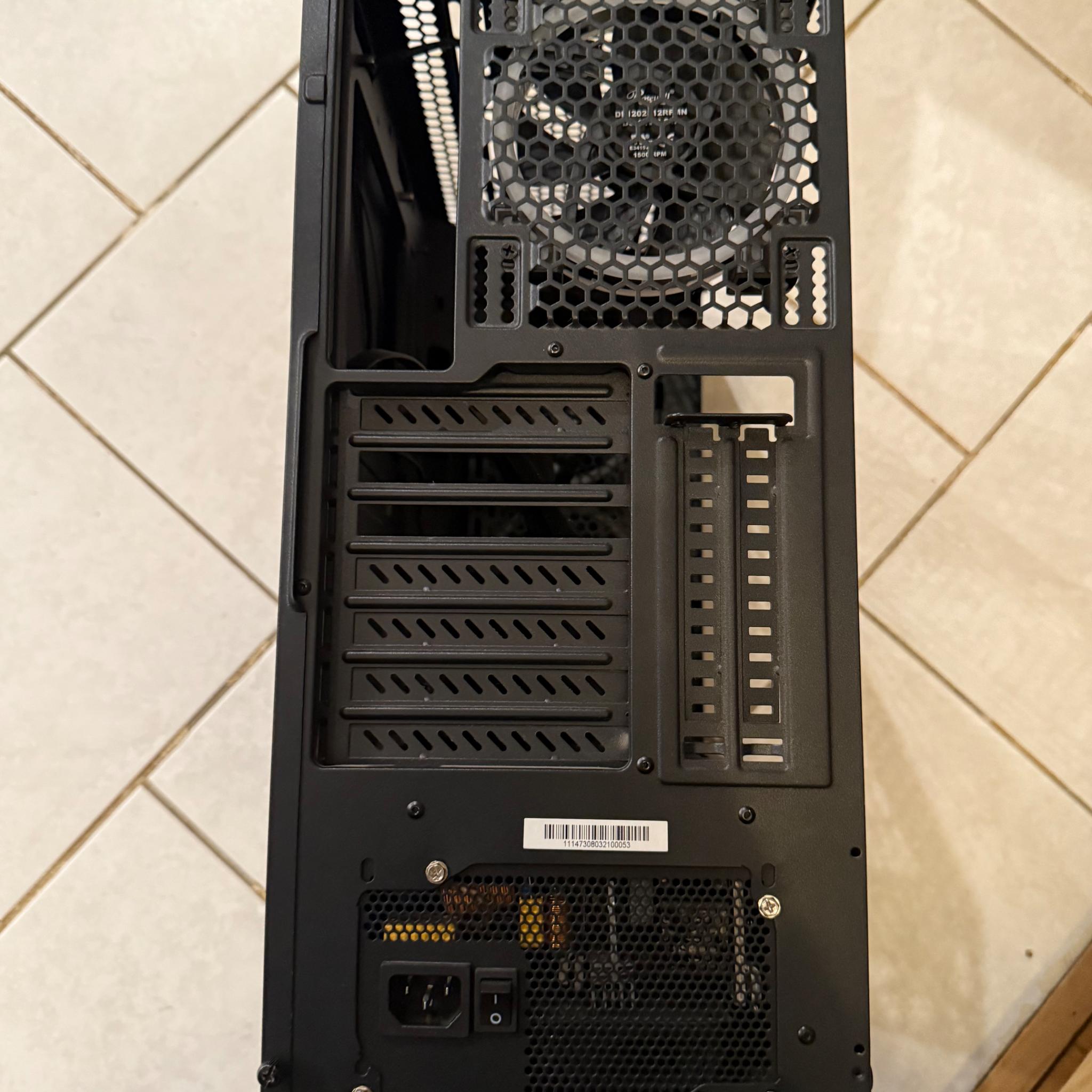 Rosewill ATX Mid Tower Gaming PC Computer Case - SPECTRA D100 With 750W PSU