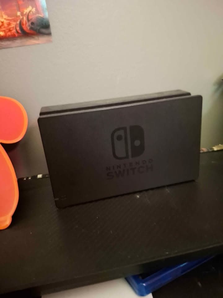 Nintendo Switch launch model with 512gb sd card, Ring fit adventure and other games installed
