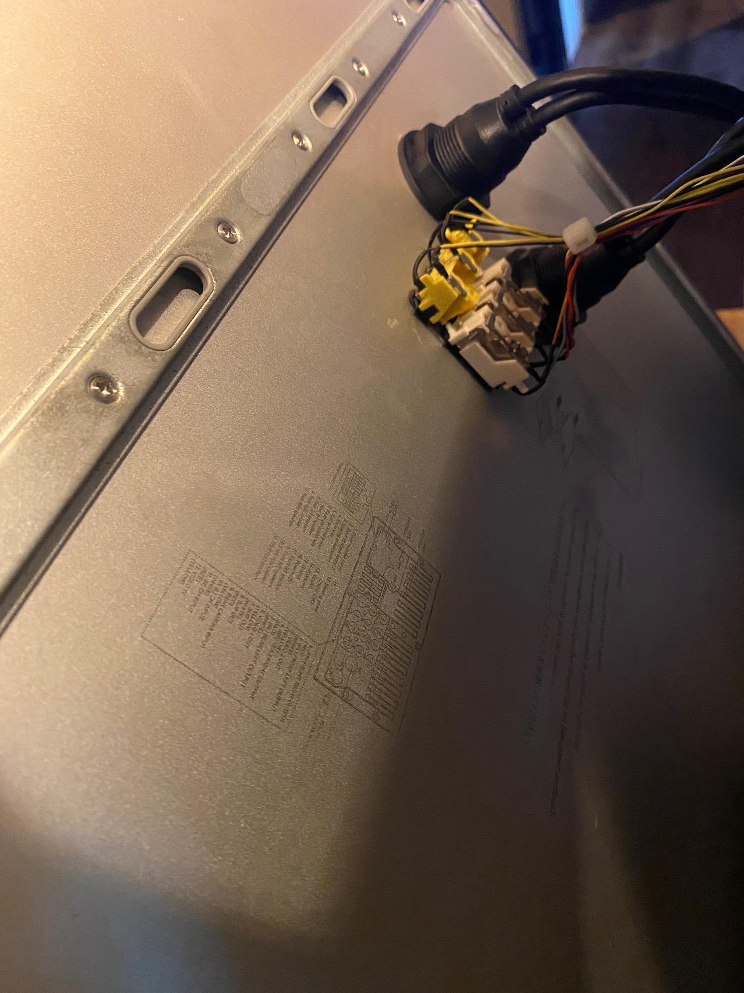 Custom Apple Mac Pro 3, 1 | Built in 7" Android touchscreen receiver | LEDs