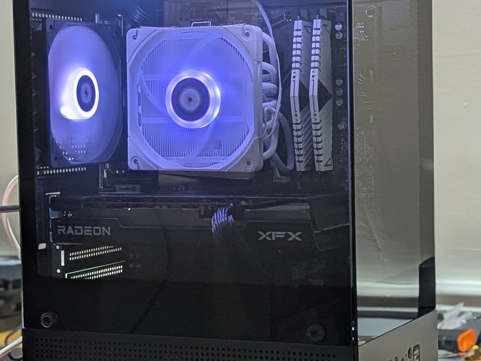 GAMING PC|AMD RYZEN 7 3800X|16GB DDR4 3200|512GB SSD|XFX RADEON RX 6600 8GB|WINDOWS 11 HOME ACTIVE