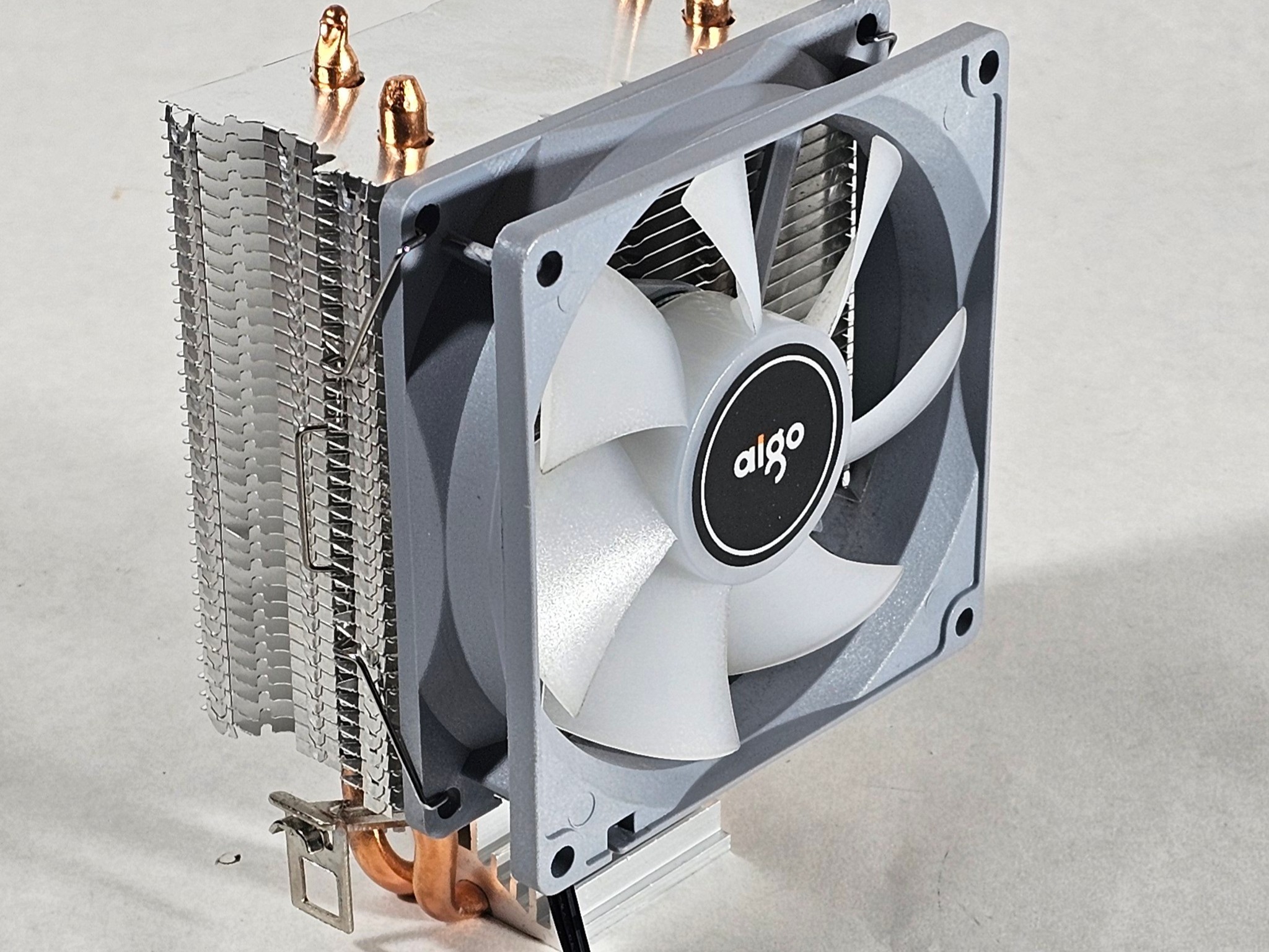 AIGO CPU Cooler with WHITE RGB Fan