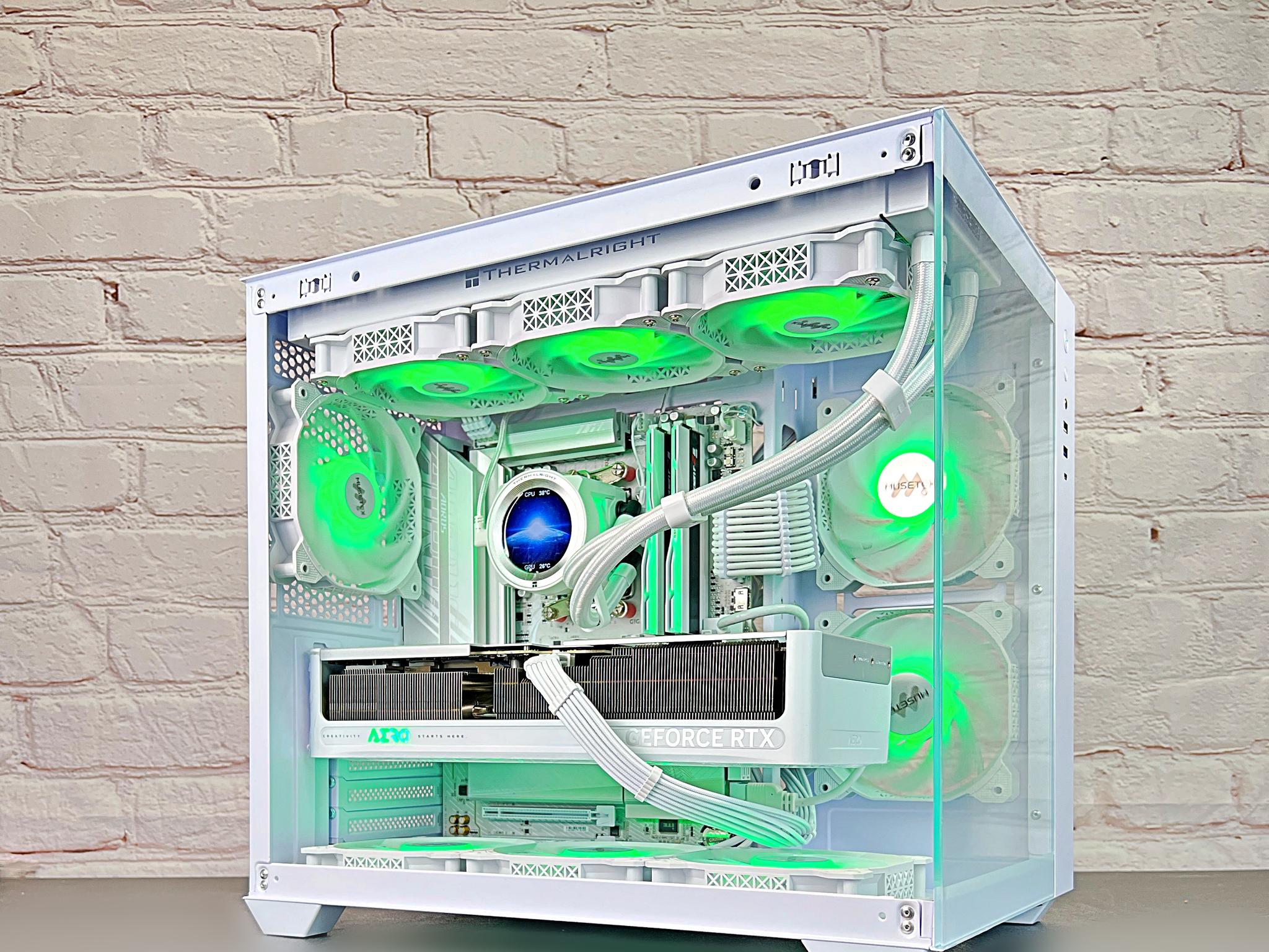 RTX 5070 TI Aero 7800X3D 32GB DDR5 2TB M.2 Win 11 Pro