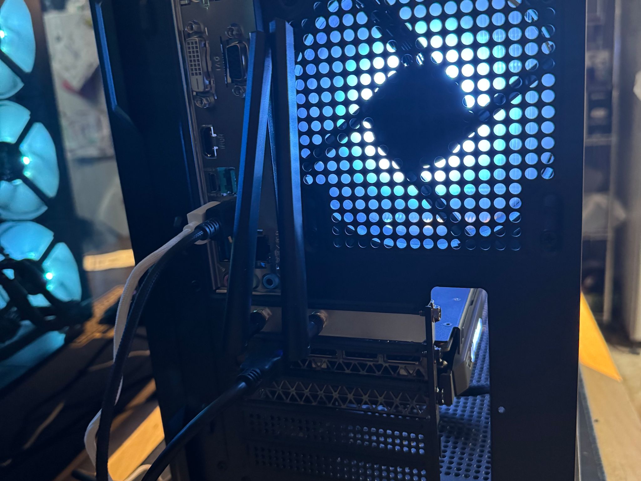 Gaming PC RTX 3060 ti 5600x3d