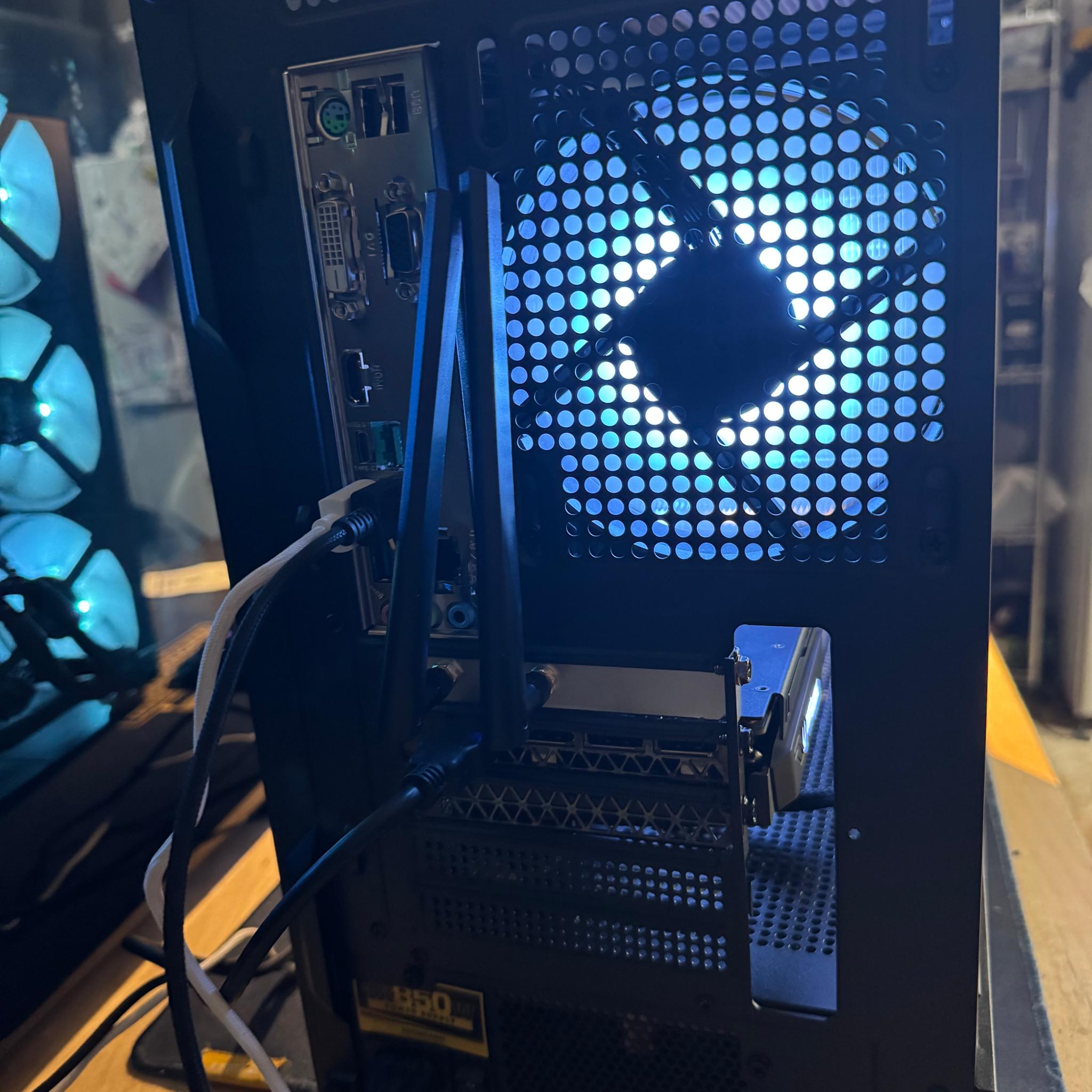 Gaming PC RTX 3060 ti 5600x3d